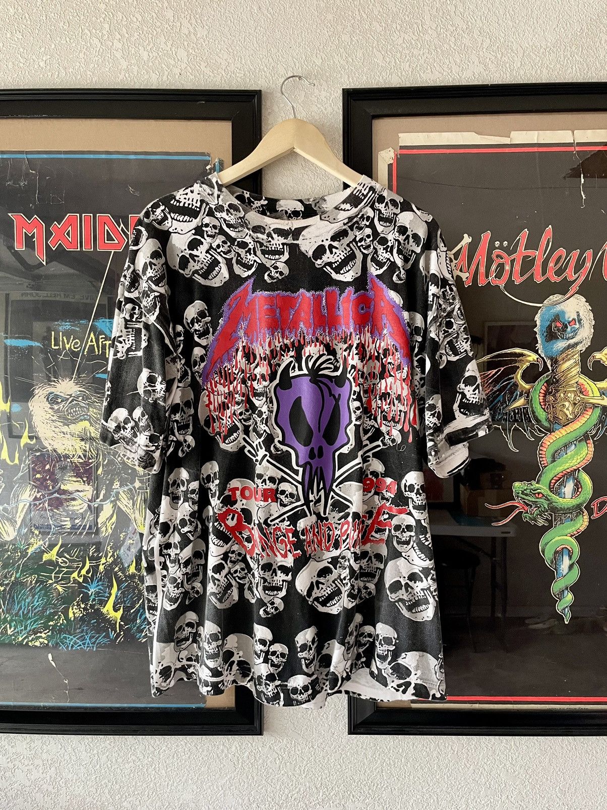 image of Band Tees x Metallica Vintage 90's Metallica Binge And Purge All Over Print T-Shirt in White (Size 