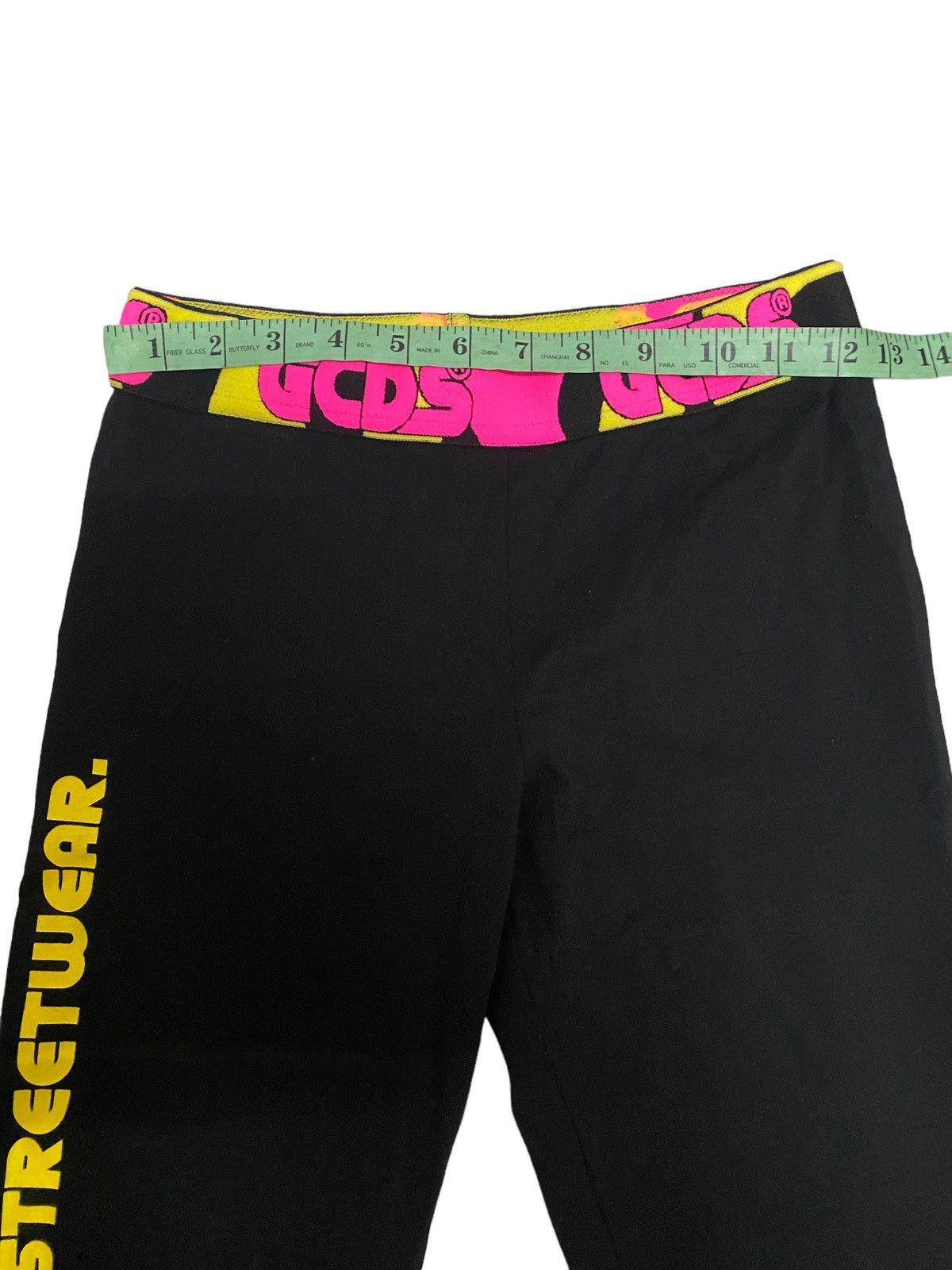 GCDS GCDS God Cant Destroy Streetwear mini Leggings Size 30" / US 8 / IT 44 - 8 Thumbnail