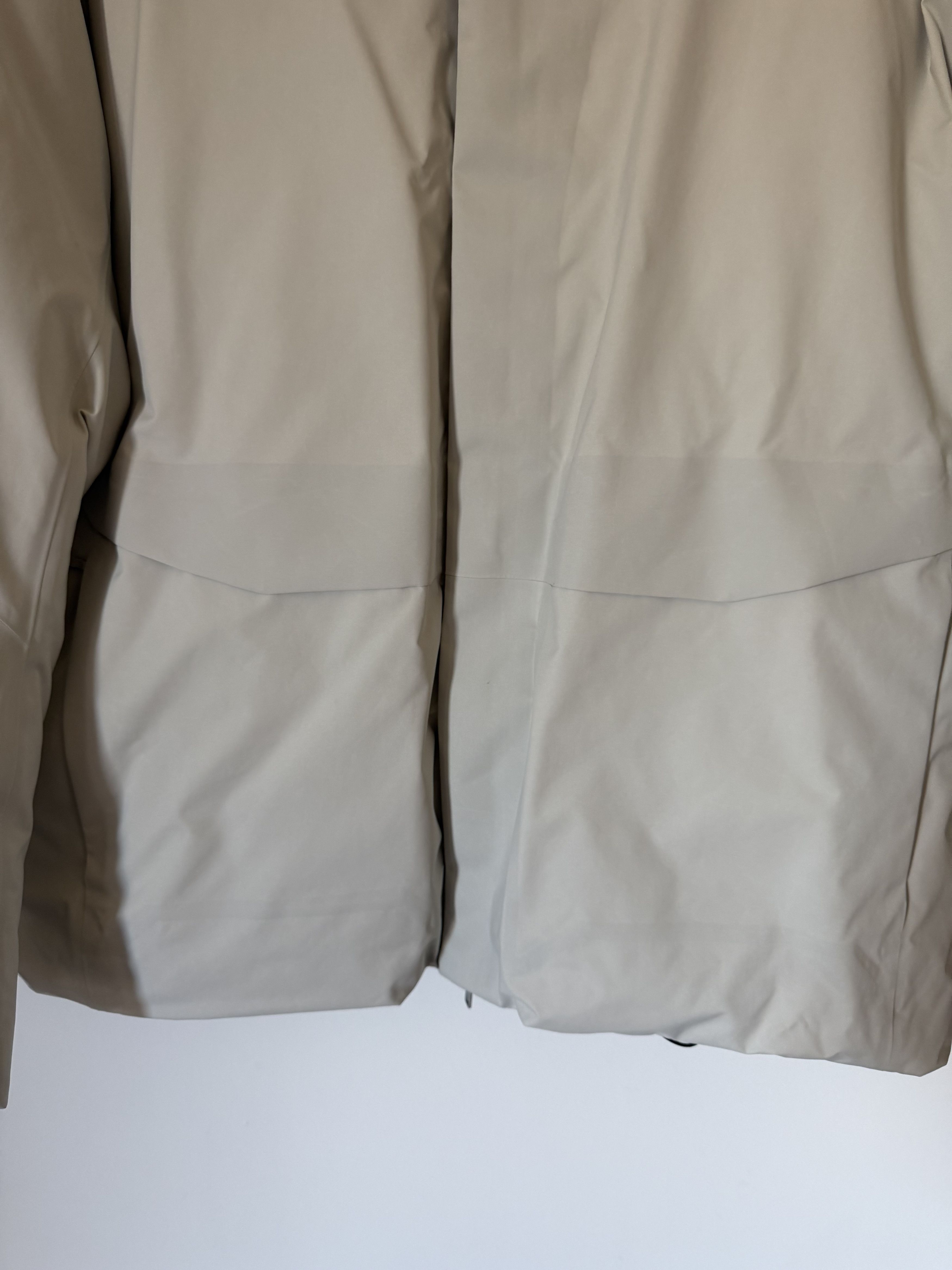 Veilance Arc'Teryx Veilance Sorin Down Jacket in Dark Cocoon White Size US XL / EU 56 / 4 - 3 Thumbnail