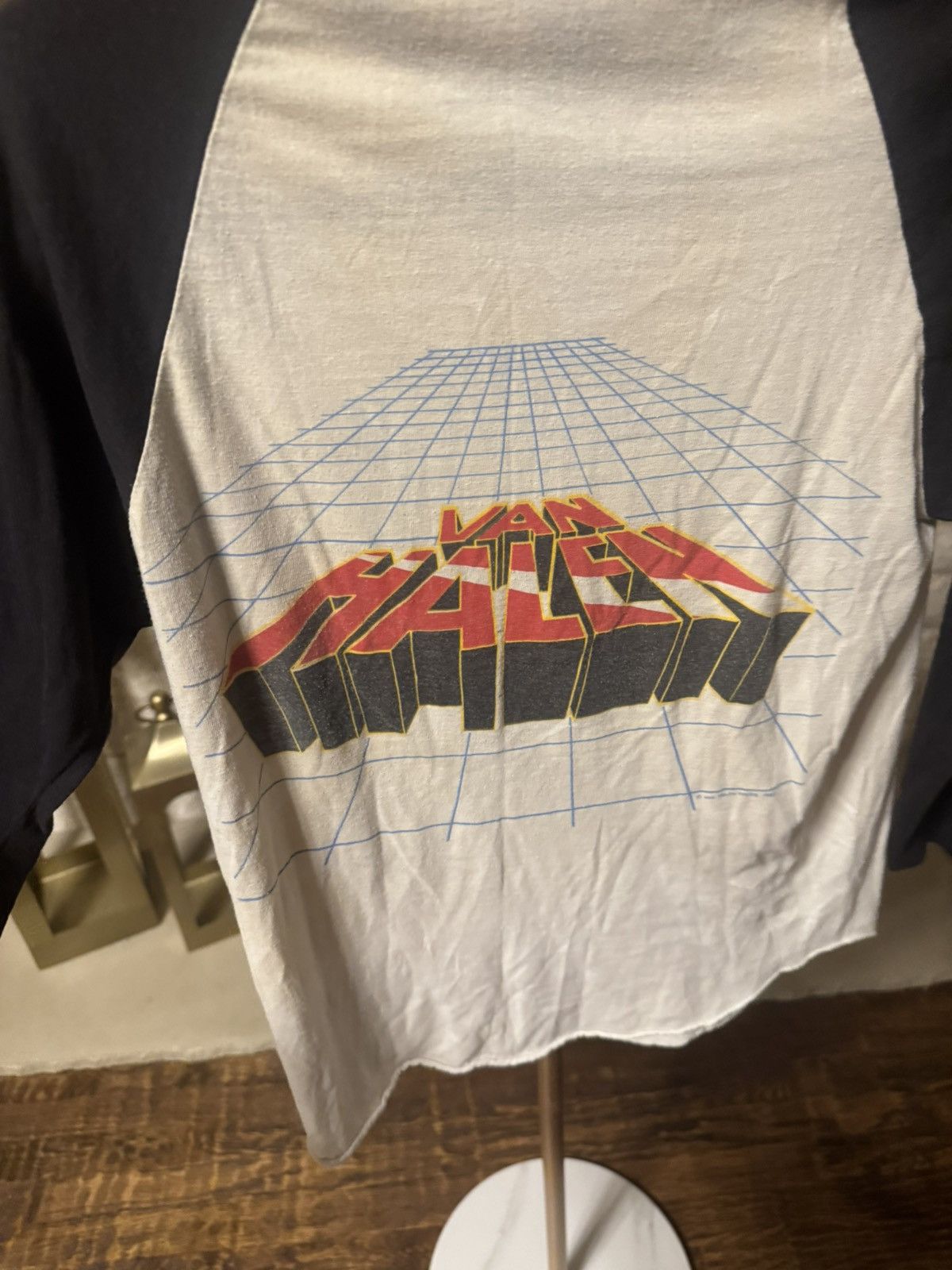 Other Vintage 1982 Van Halen Hide Your Sheep World tour T Size US M / EU 48-50 / 2 - 6 Thumbnail
