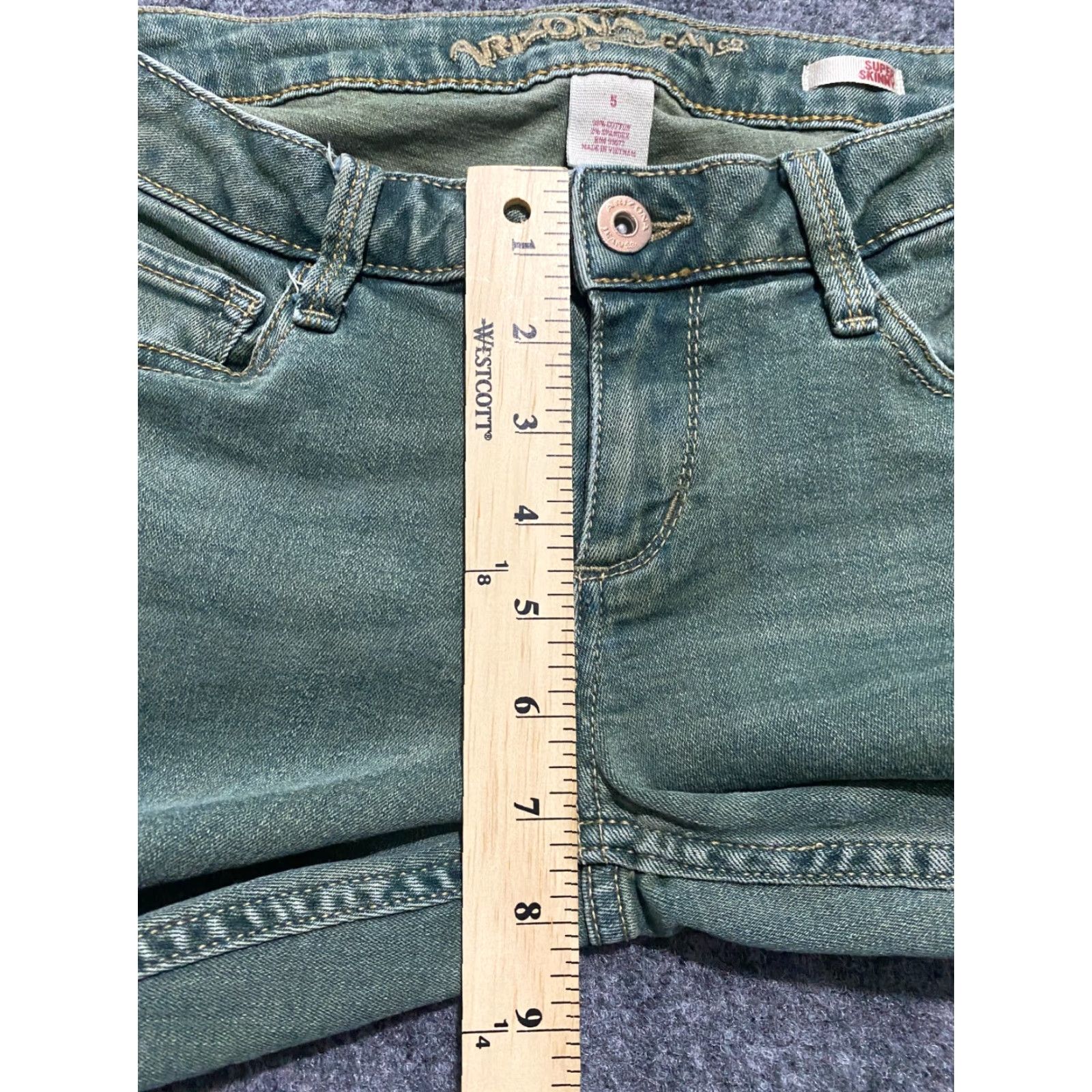 Vintage Arizona Jeans Jeans Skinny 28x28 Junior 5 Olive Green Low Rise Stretch 5-Pocket Womens Juniors Denim Cotton Spandex Size 28" / US 6 / IT 42 - 6 Thumbnail