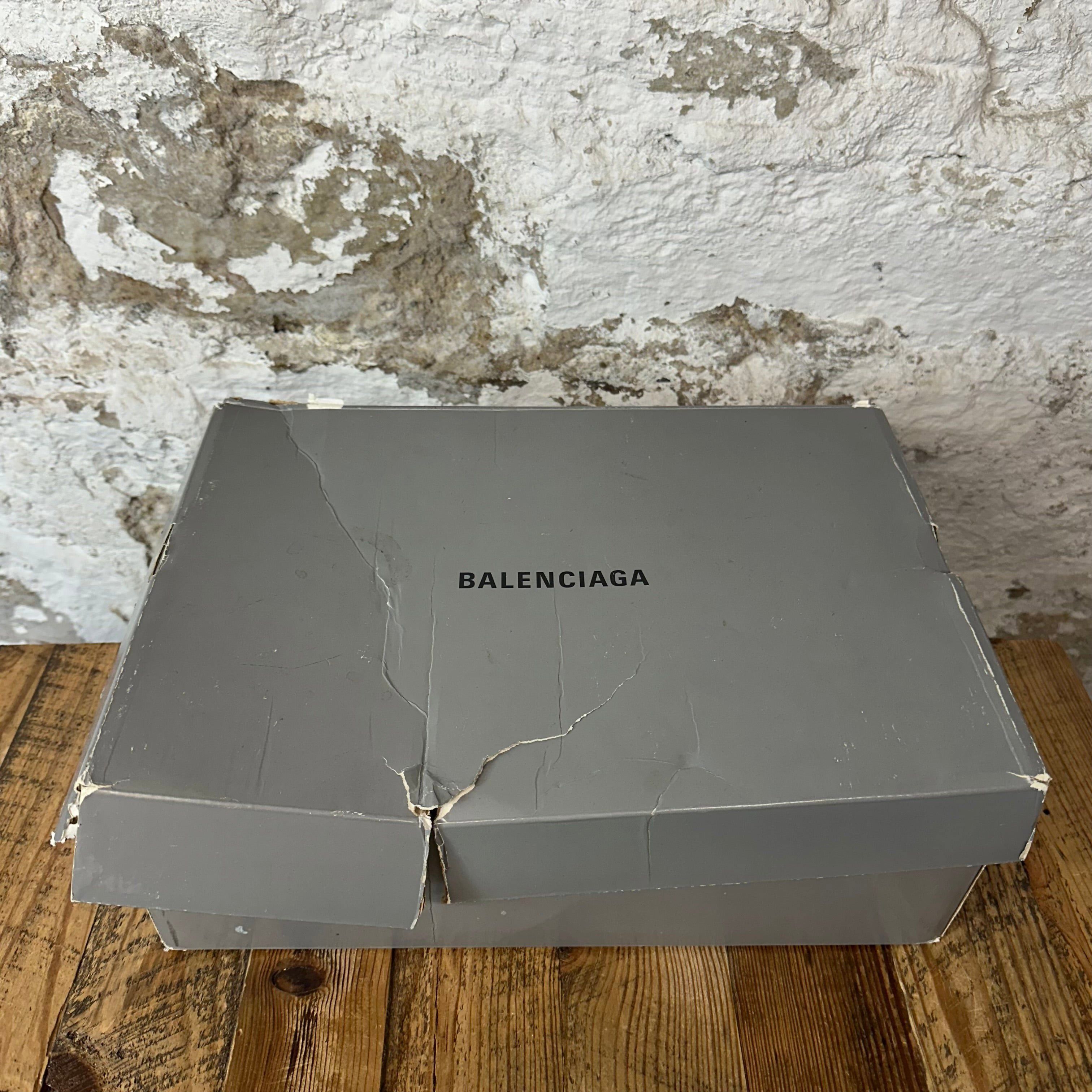 Balenciaga Balenciaga Triple S Green Yellow Black Sneaker Sz 7 (40) Size US 7 / EU 40 - 8 Thumbnail