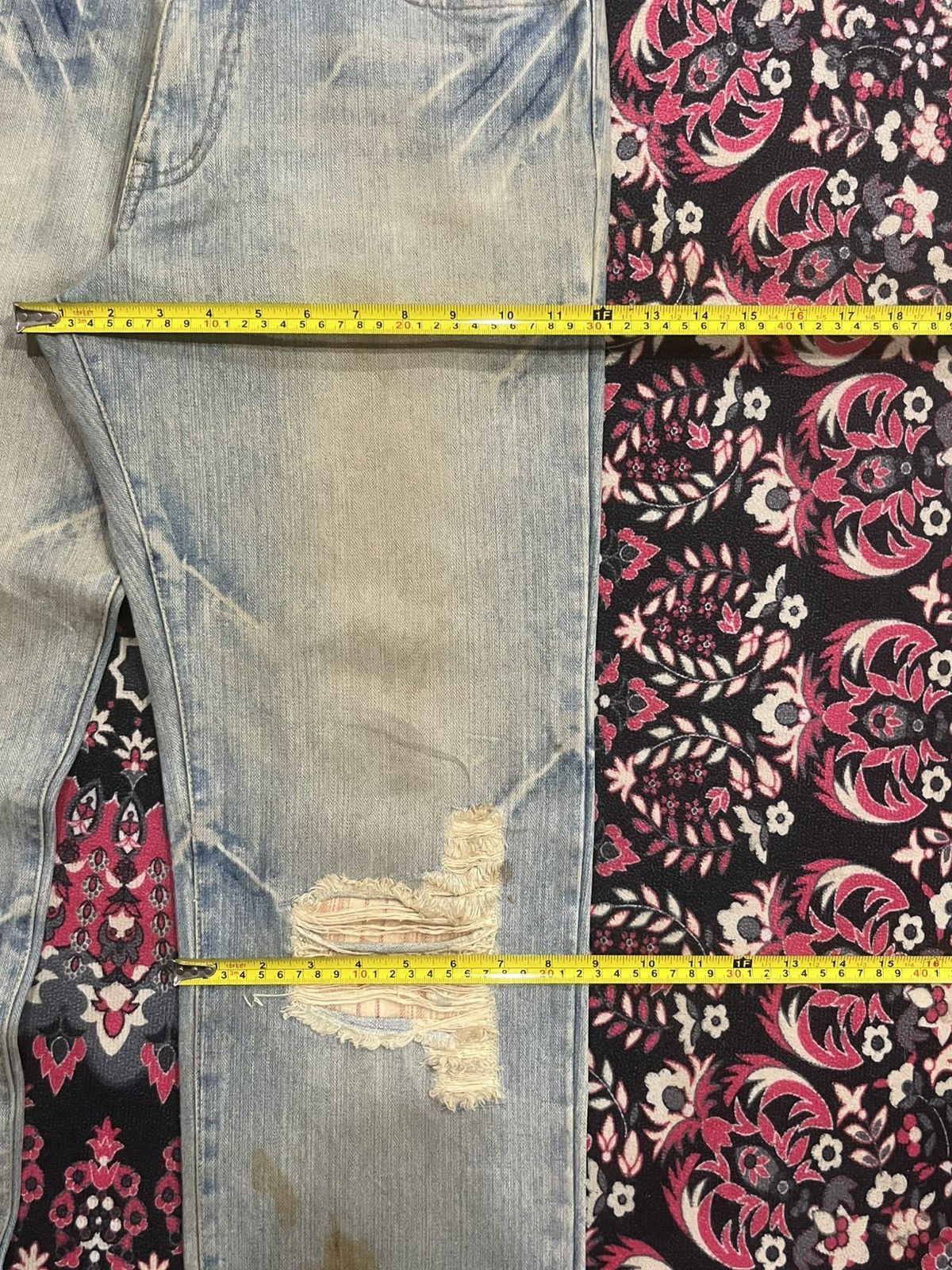 Japanese Brand Japanese Brand Blue Faded Whisker Washed Distressed Jeans Size US 32 / EU 48 - 13 Thumbnail