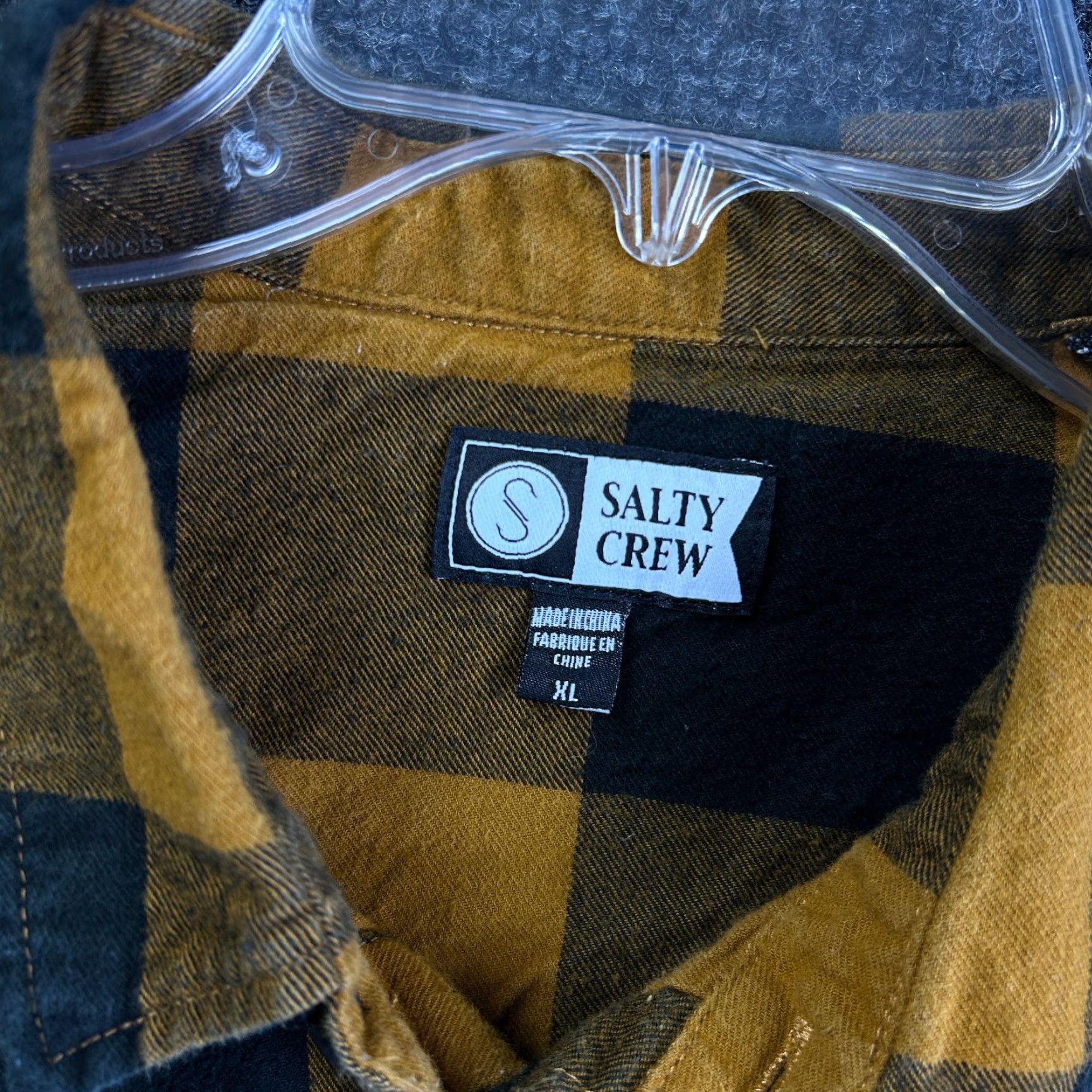 Vintage Salty Crew Flannel Shirt Orange Buffalo Plaid XL Button-Up Outdoor Mens Size US XL / EU 56 / 4 - 3 Thumbnail