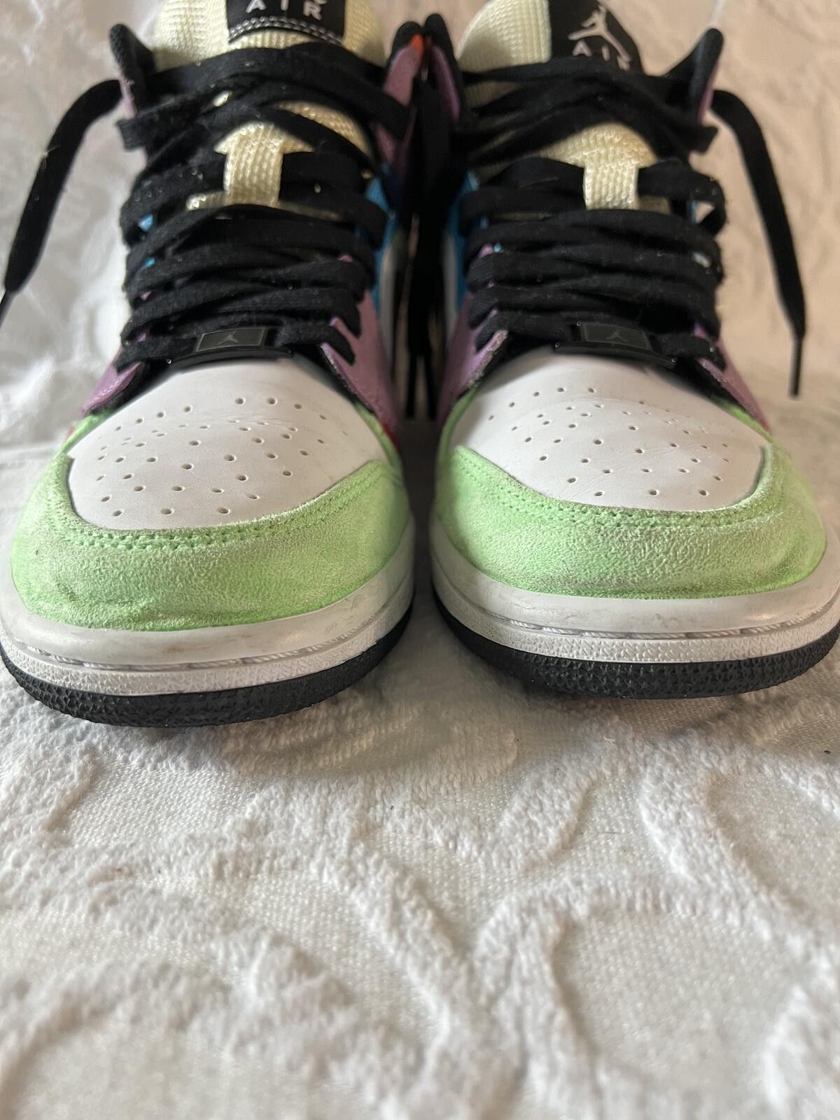 Nike Nike Air Jordan 1 Mid SE 'Lightbulb' Colorway, Women's 8 Size US 8 / IT 38 - 9 Thumbnail