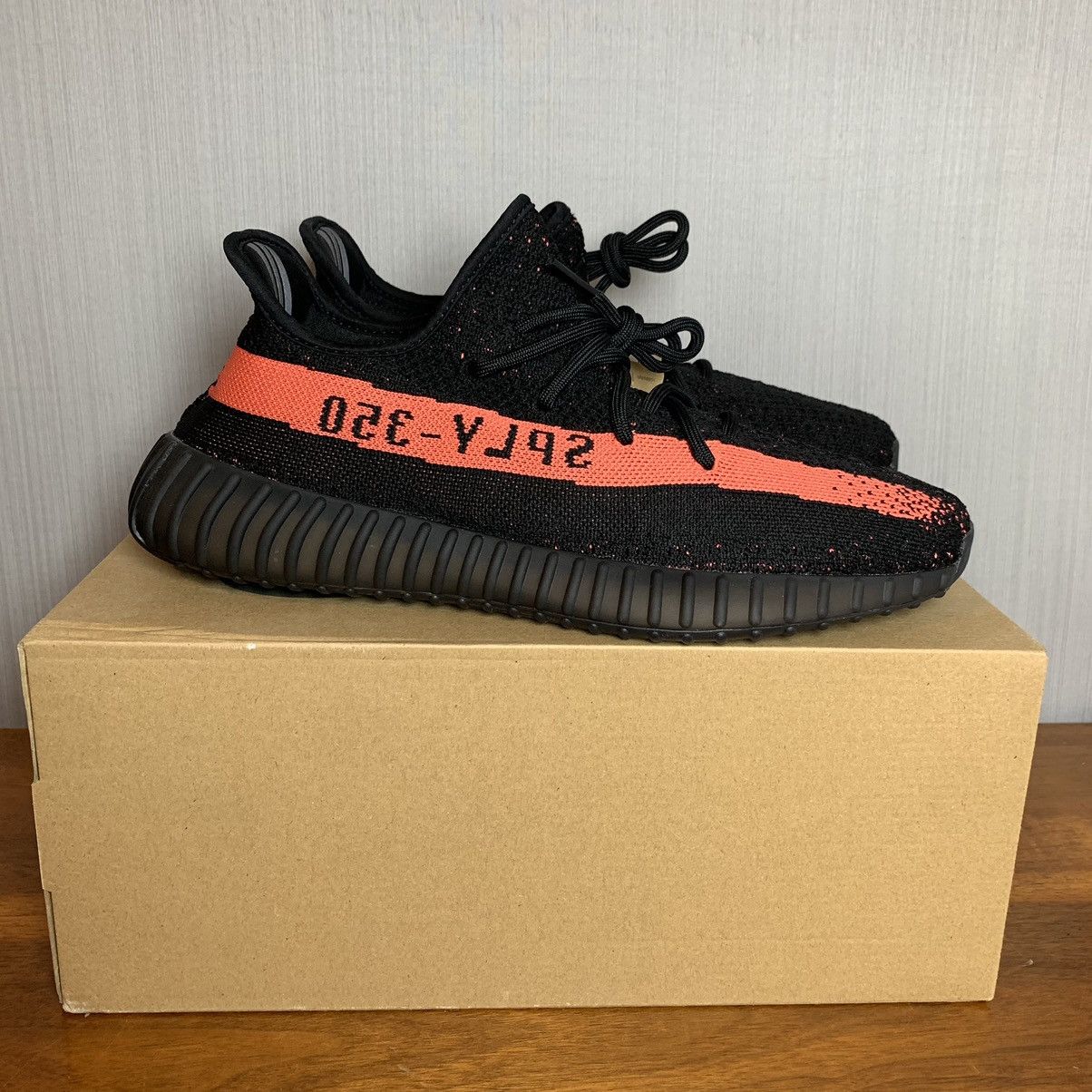 Adidas × Kanye West × Yeezy Yeezy Boost 350 V2 Core Red Size US 11 / EU 44 - 6 Thumbnail