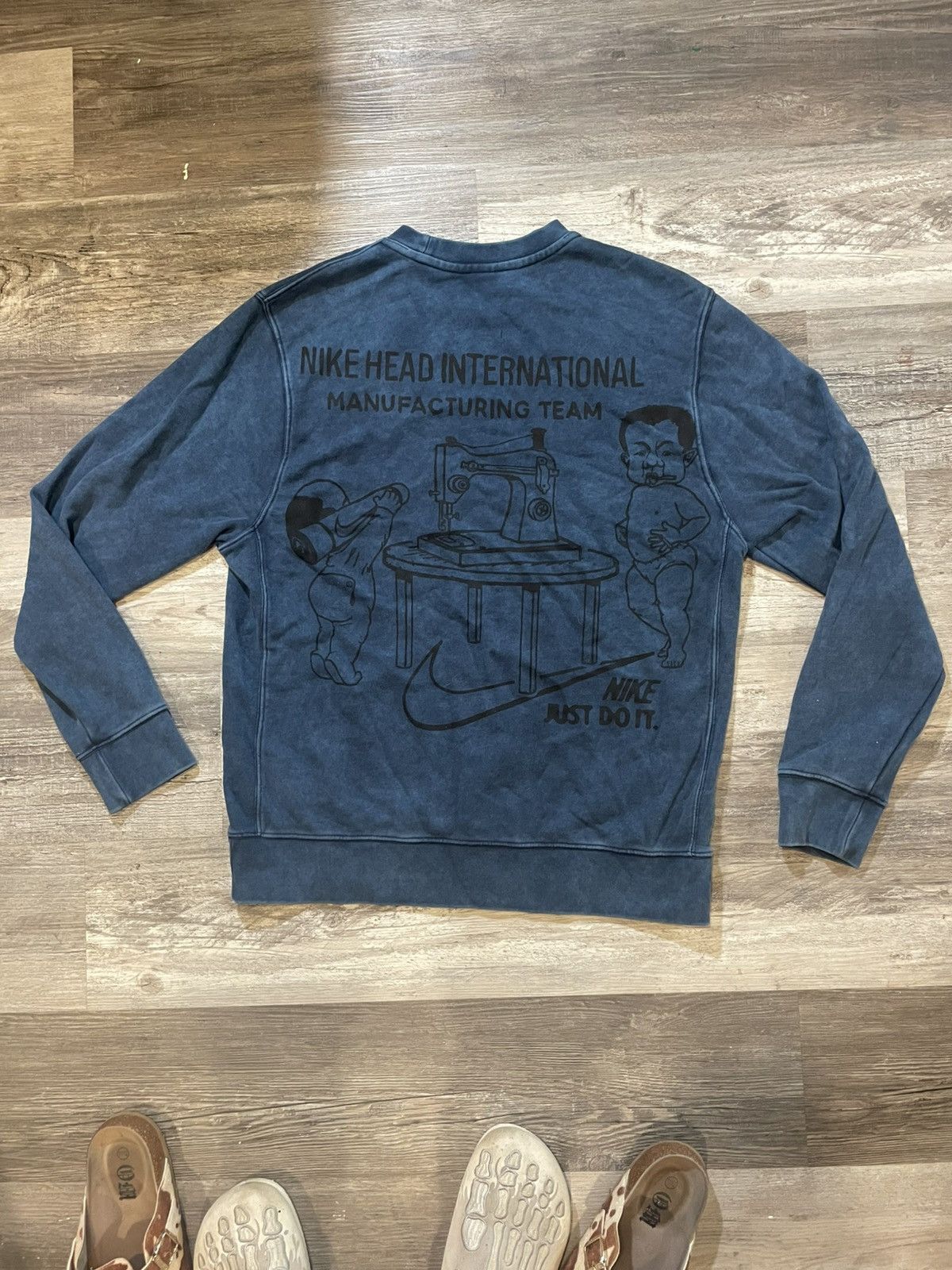 Nike Nike Sweatshop Baby on Real Nike sweatshirt Size US L / EU 52-54 / 3 - 2 Thumbnail