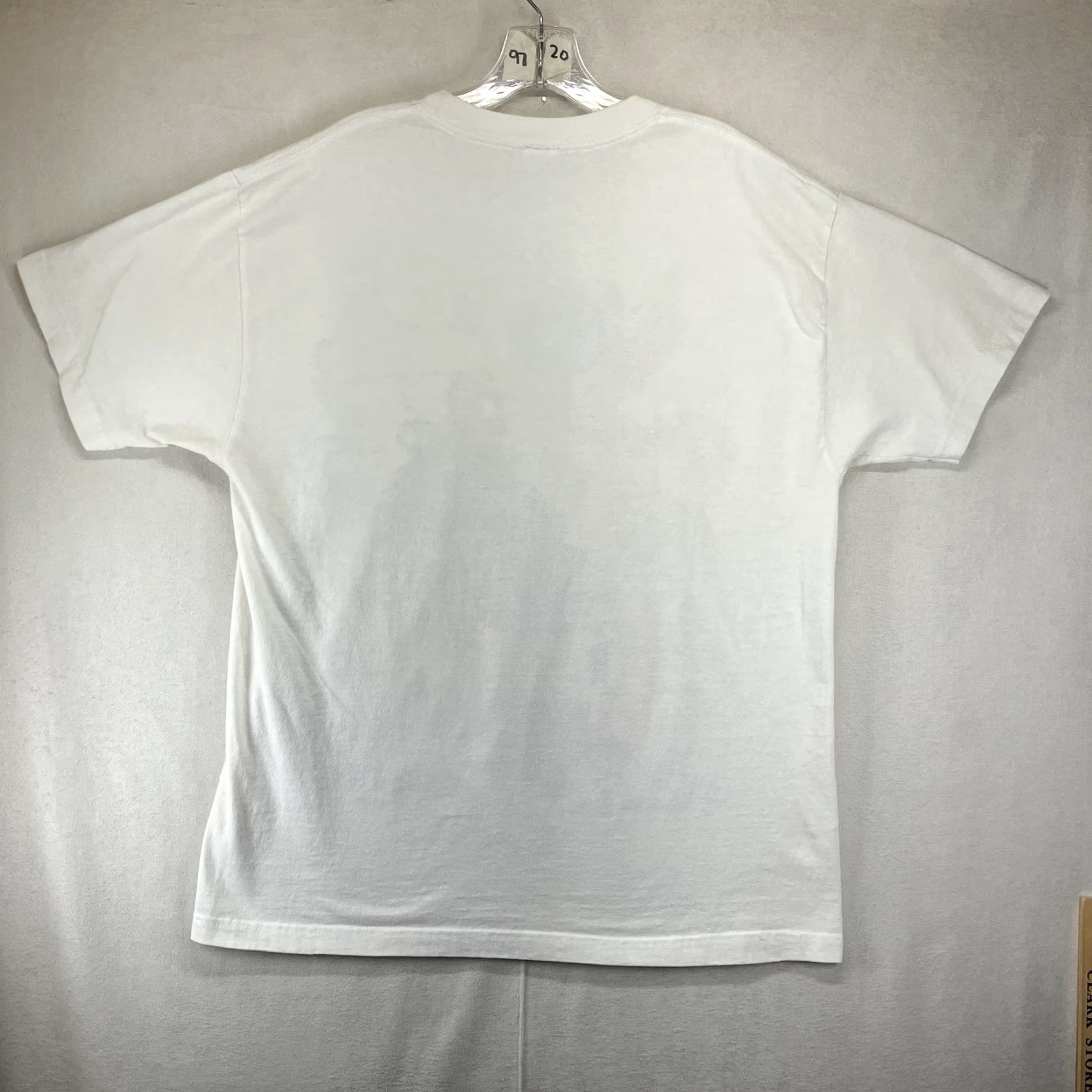 Vintage VINTAGE Looney Tunes Shirt Men L White 90s Bugs Bunny Front Graphic Fifth Sun Classic Logo T-Shirt Size US L / EU 52-54 / 3 - 2 Thumbnail