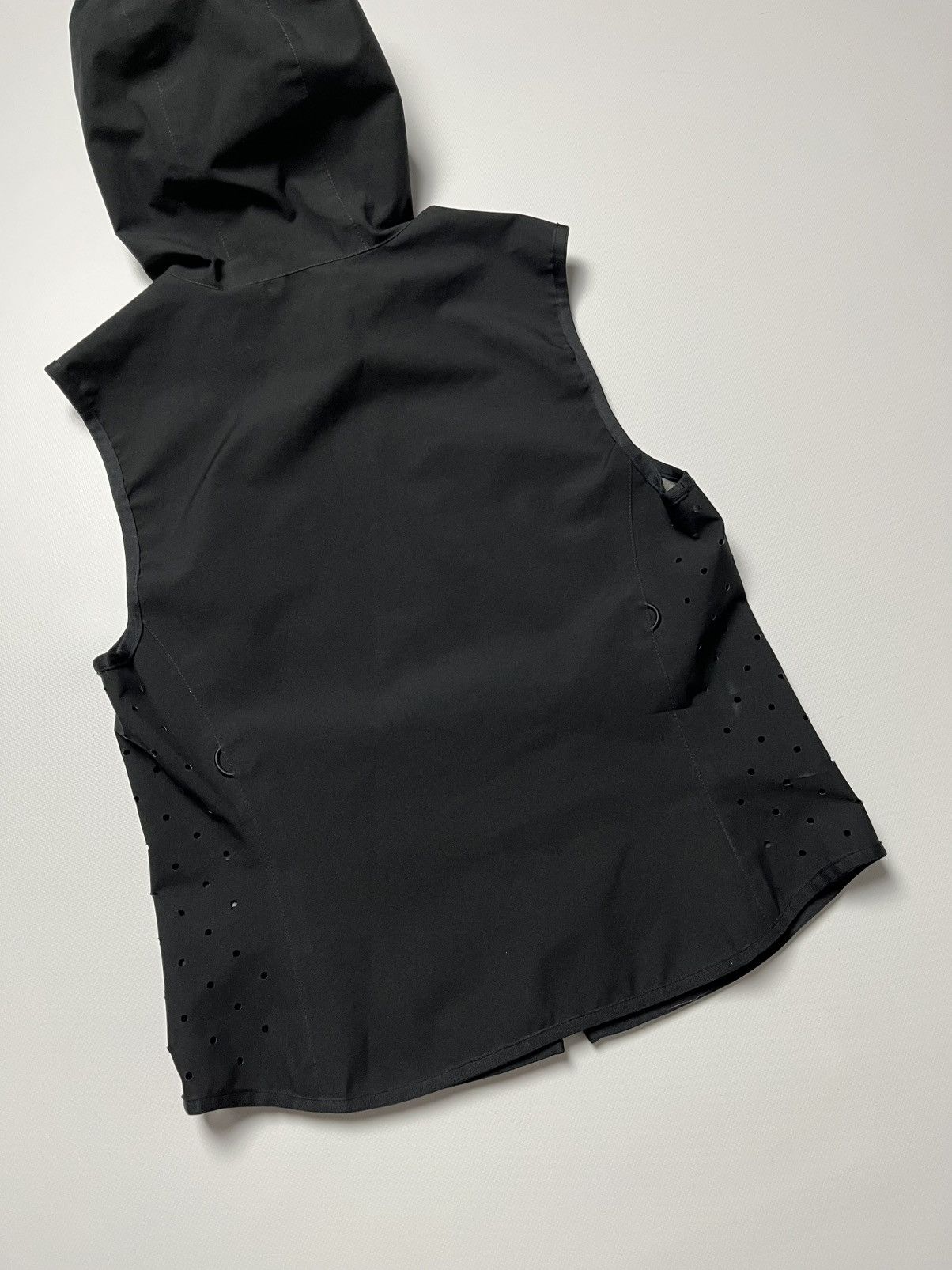 Prada Prada Luna Rossa hooded utility vest black vintage Size S / US 4 / IT 40 - 7 Thumbnail