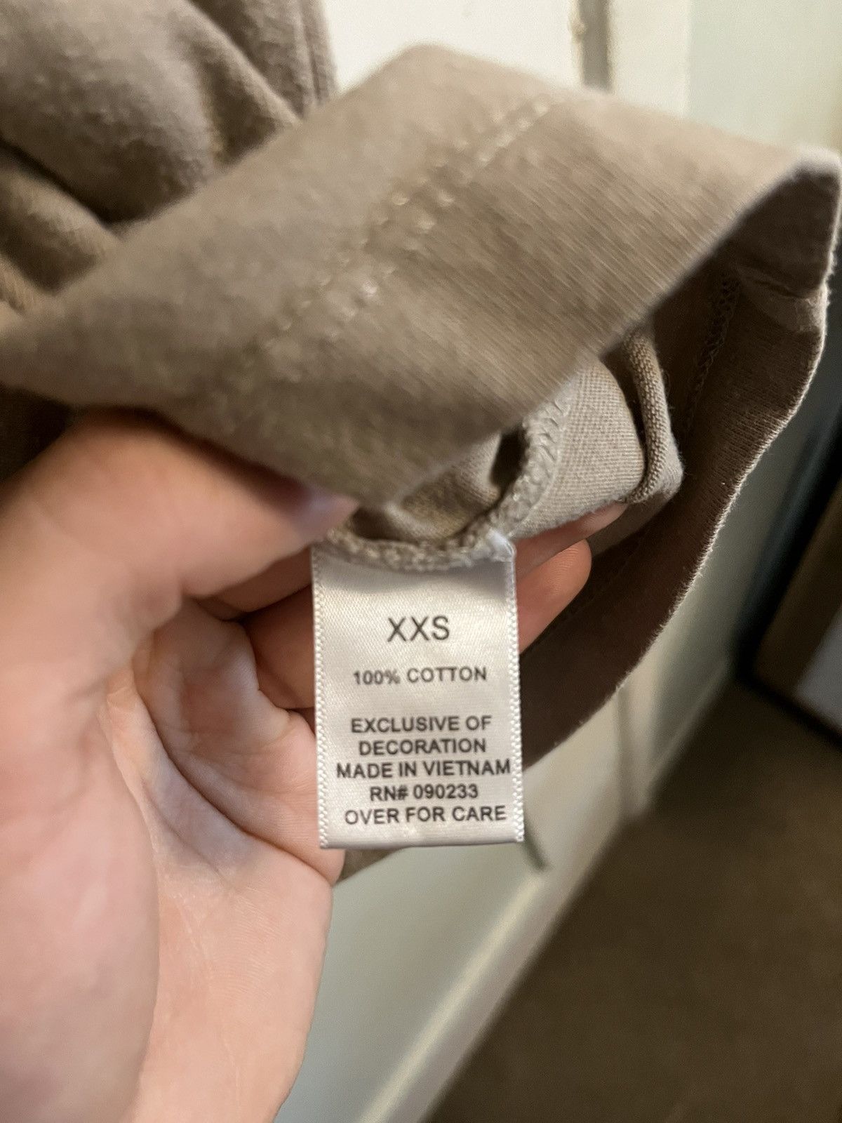 Essentials × Fear of God Fear of God Essentials Taupe Logo T-Shirt Size US S / EU 44-46 / 1 - 5 Thumbnail