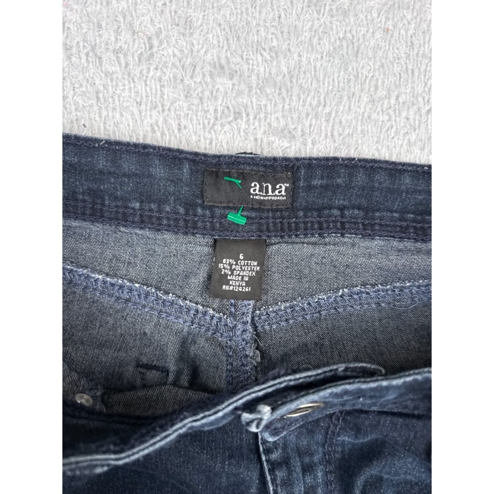 Vintage ANA Jeans Womens Jeans 6 Blue Denim Flared Low Rise Cotton Blend 30x31 Denim 5-Pocket Dark Wash Casual Womens Jeans Size 28" / US 6 / IT 42 - 6 Thumbnail