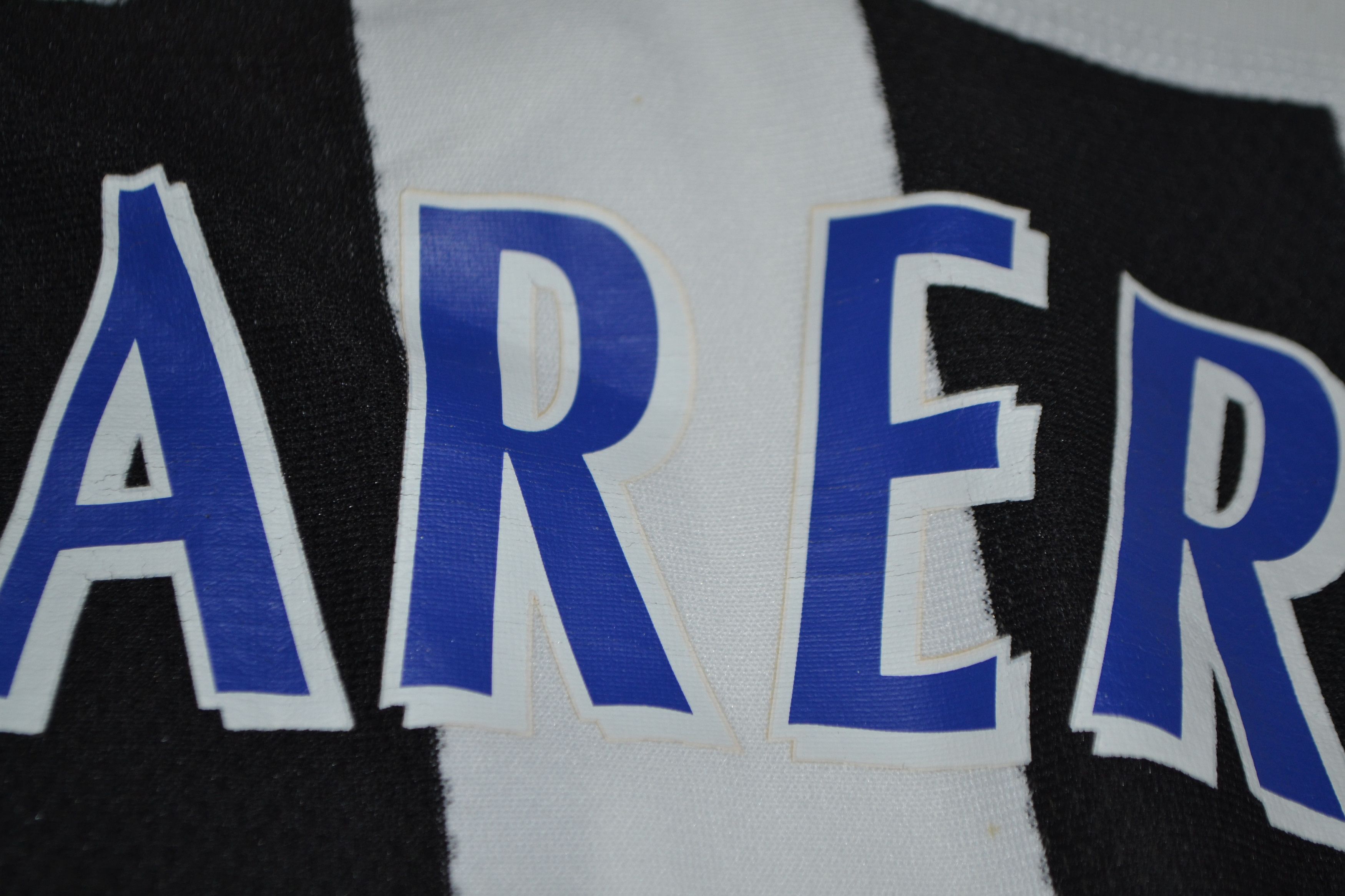 Adidas Vintage Newcastle United 2003 2005 Home Shirt Jersey Size US L / EU 52-54 / 3 - 8 Thumbnail