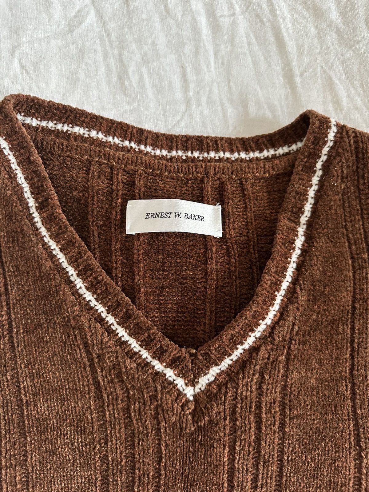 Ernest W. Baker Brown V-Neck Vest Size US S / EU 44-46 / 1 - 3 Thumbnail