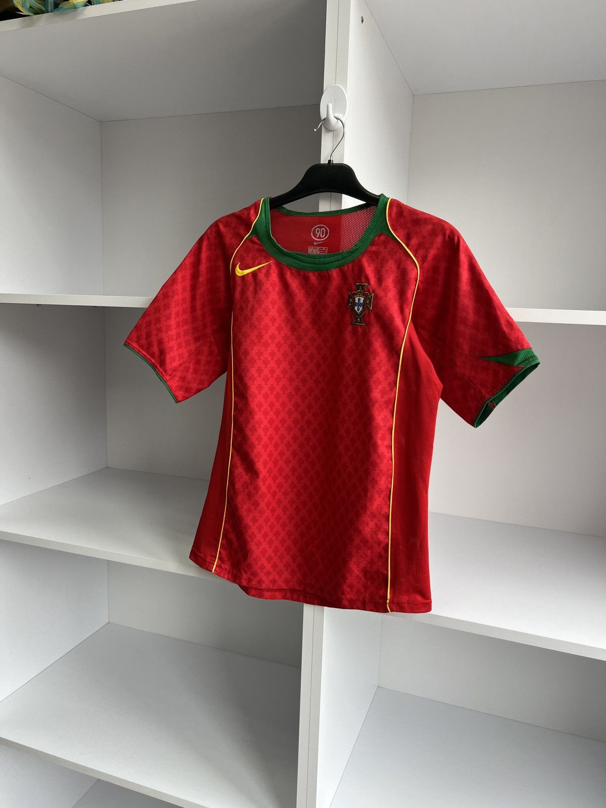Vintage Vintage Portugal 2004 Home Jersey Size US XS / EU 42 / 0 - 2 Thumbnail