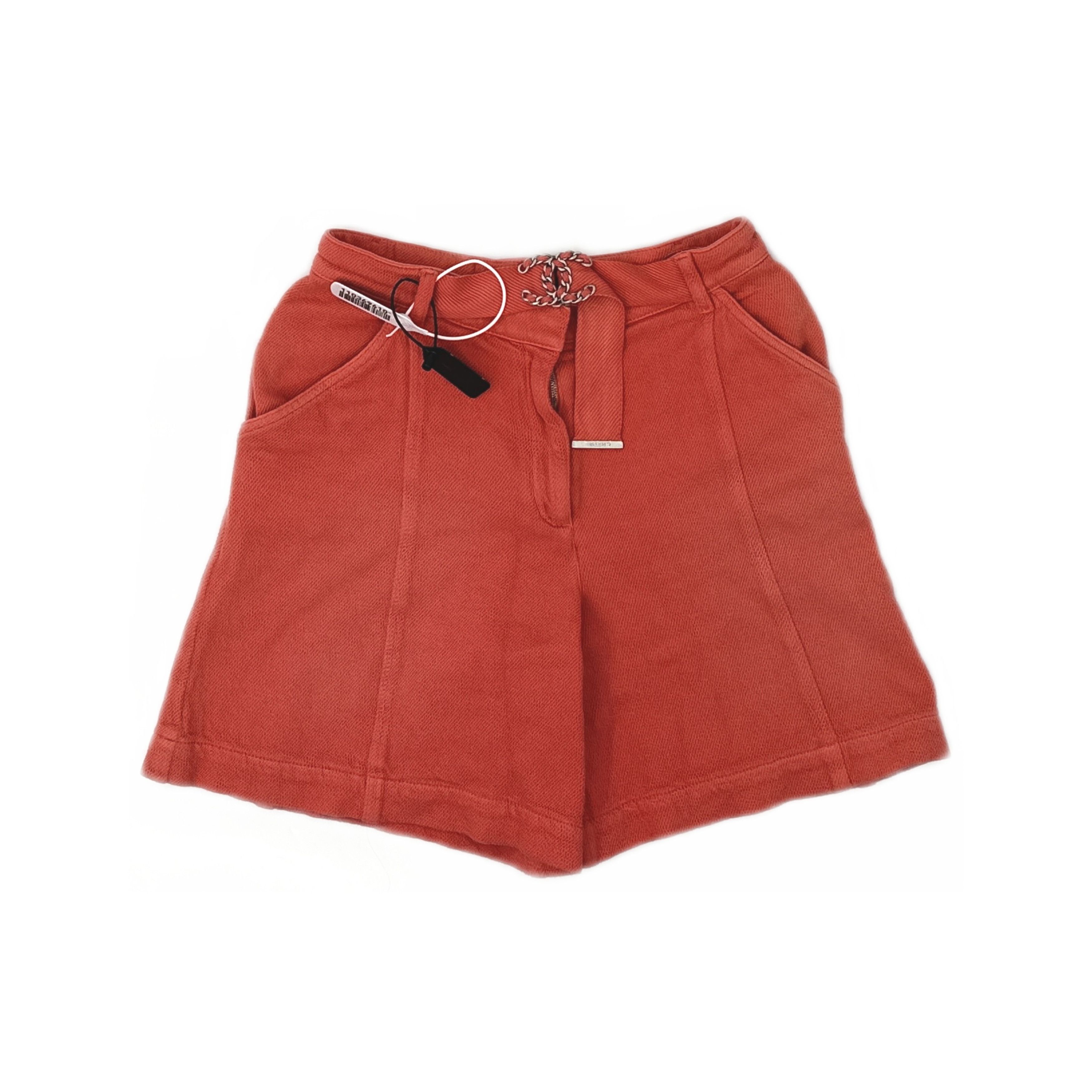 Chanel Chanel Red Shorts Size 36 Size 26" / US 2 / IT 38 - 1 Thumbnail