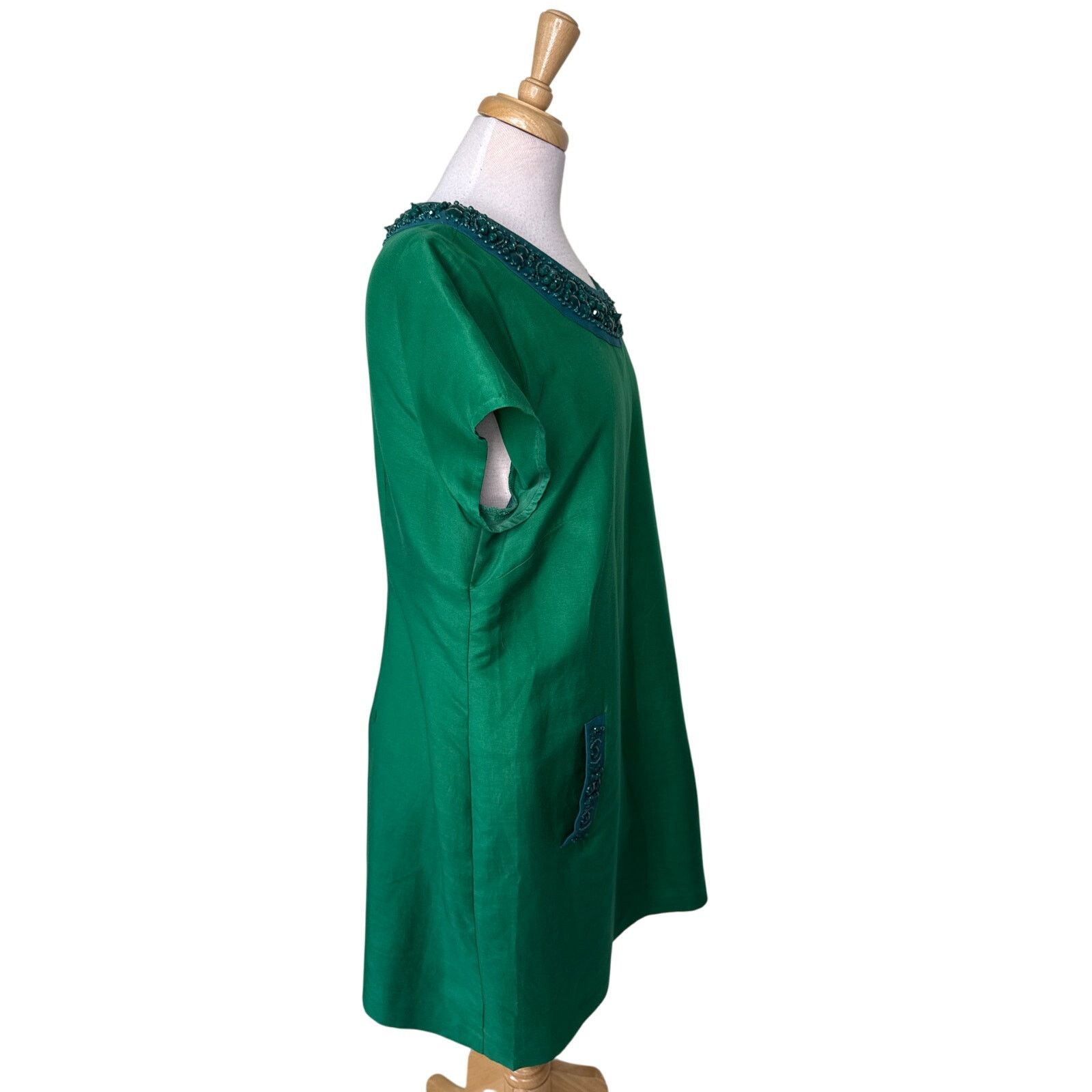 BODEN Embellished Neckline Short Sleeve Shift Dress Green
