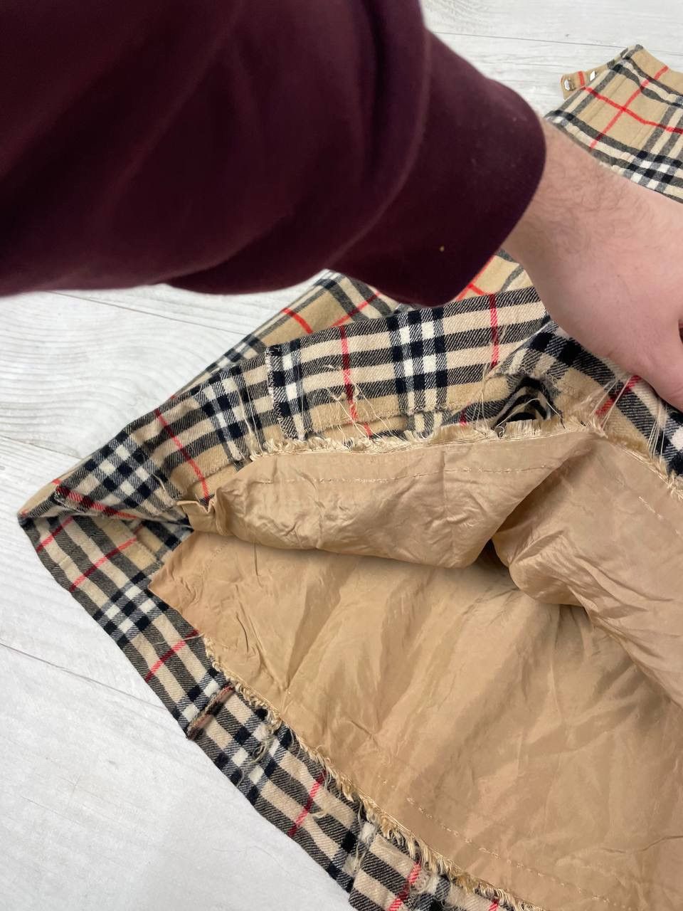 Burberry Vintage Burberrys Nova Check Skirt Wool Size 12 Ex. Long Size 30" / US 8 / IT 44 - 8 Thumbnail