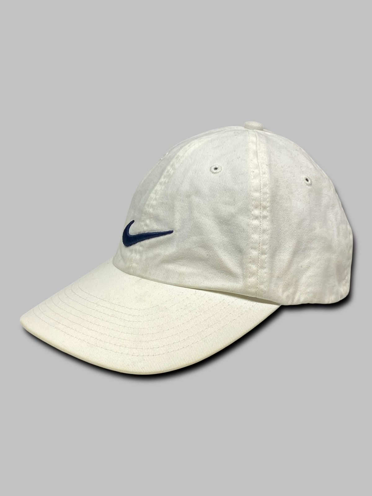 Nike Nike Cap Vintage Swoosh White 90s Size ONE SIZE - 2 Thumbnail