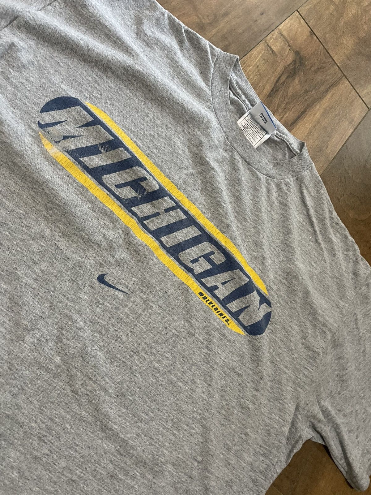 Nike 90s Nike Center Swoosh Tee Size US L / EU 52-54 / 3 - 2 Thumbnail