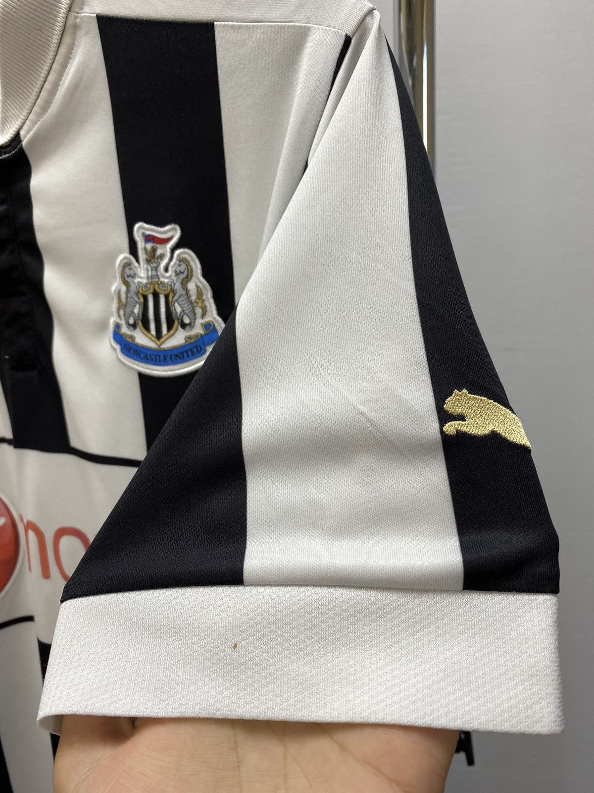 Puma Newcastle United Shirt Jersey 2012-2013 Puma Virgin Money Size US L / EU 52-54 / 3 - 8 Thumbnail