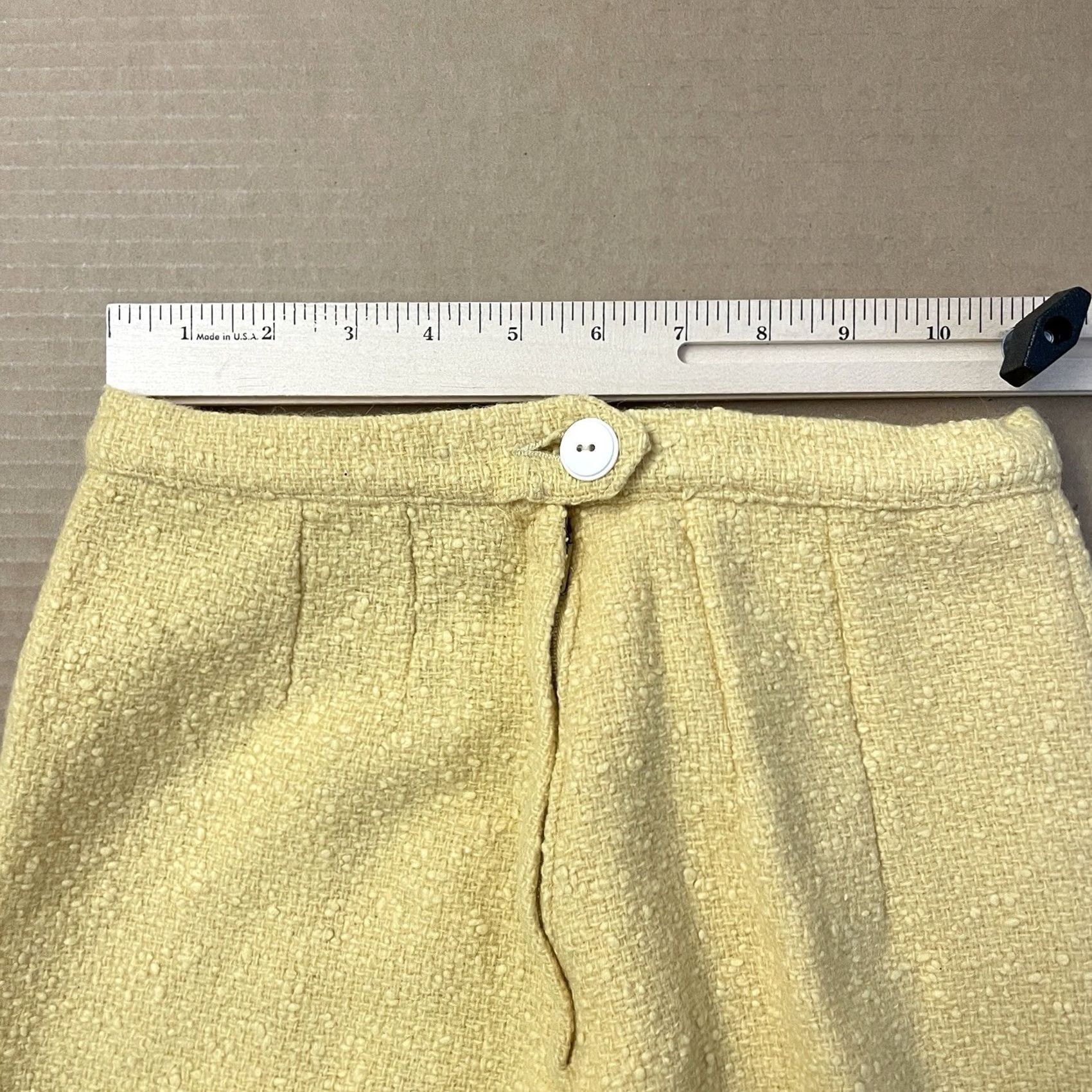 Vintage VINTAGE A-Line Skirt Womens 2XS Yellow 60s 70s 80s Zipper Hook Loop Ladies Size 24" / US 00 / IT 34 - 7 Thumbnail