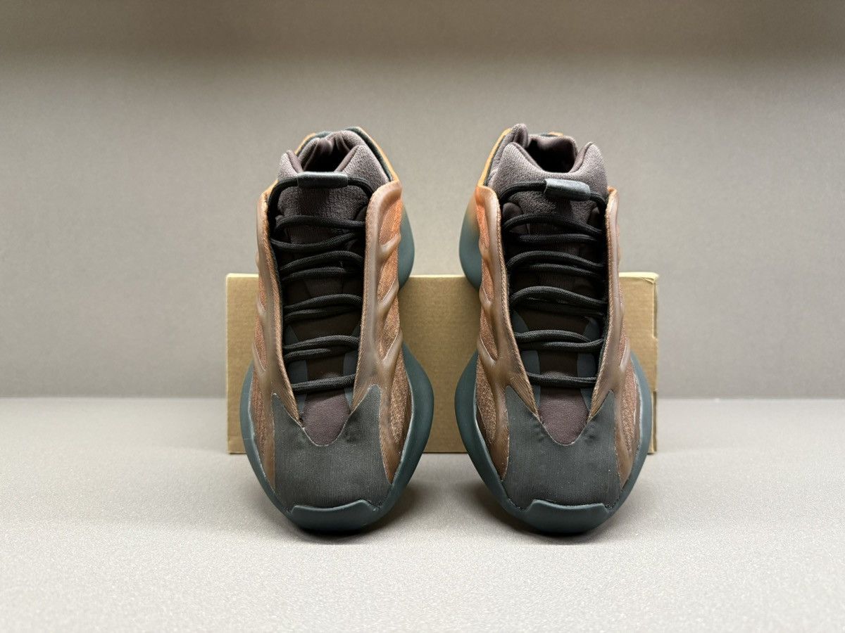 Yeezy Adidas Yeezy 700 V3 Copper Fade Size US 5.5 / IT 35.5 - 4 Thumbnail