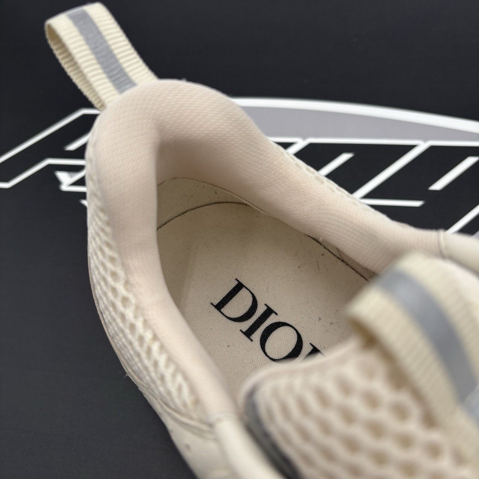 Dior Dior B22 Sneaker ' Cream, Light Blue ' | SUPER CLEAN! Size US 10 / EU 43 - 16 Thumbnail