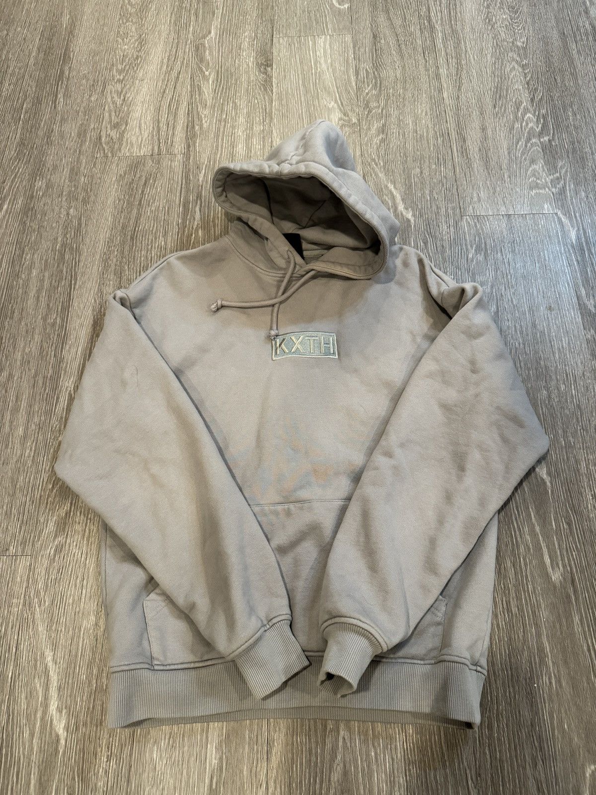 image of Kith 10Th Anniversary Cyber Monday Hoodie Statue in Grey, Men's (Size XS)