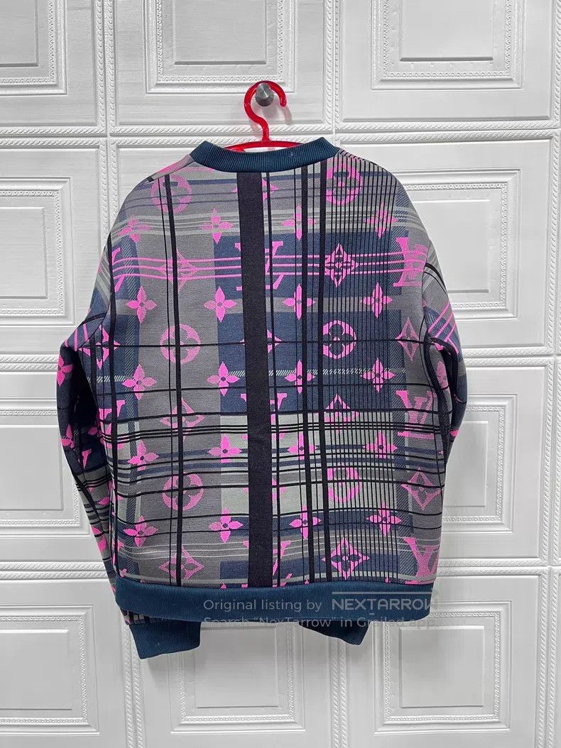Louis Vuitton Louis Vuitton Neon presbyopic print space cotton sweatshir Size US L / EU 52-54 / 3 - 2 Thumbnail