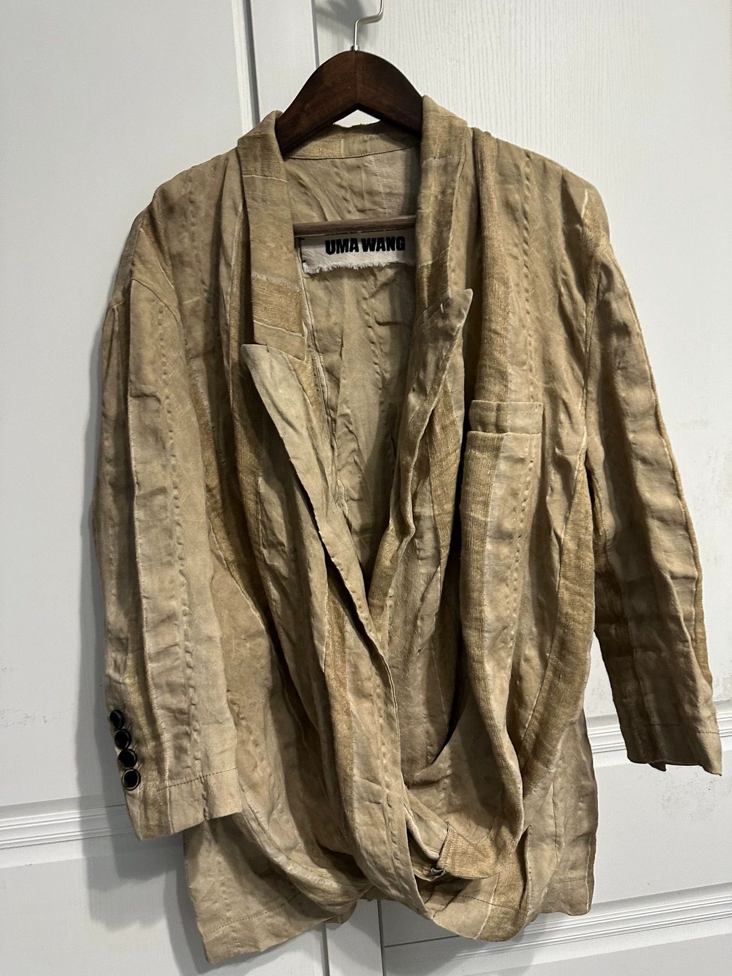 UMA WANG tops and cardigans are very handsome and beautiful