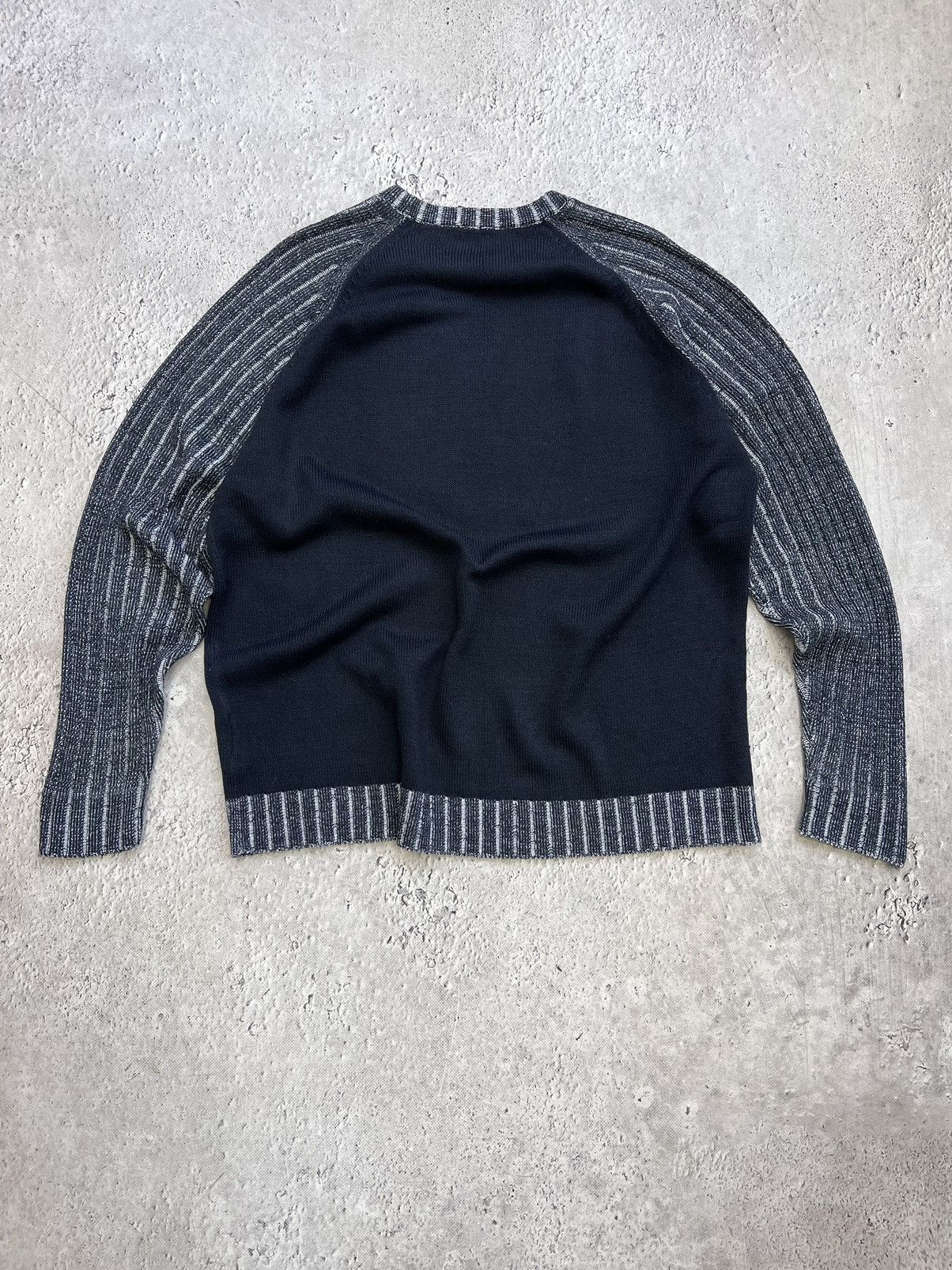 Diesel × Japanese Brand VINTAGE DIESEL Y2K RIPPED DISTRESSED PUNK SWEATER Size US M / EU 48-50 / 2 - 10 Thumbnail