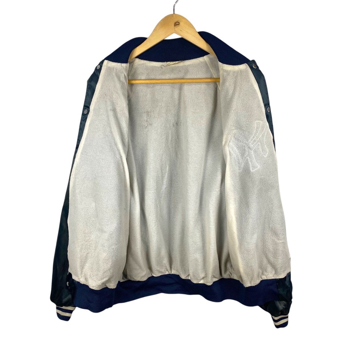 MLB × New York Yankees 💥90s MLB NEW YORK YANKEES VARSITY BOMBER JACKET Size US L / EU 52-54 / 3 - 5 Thumbnail