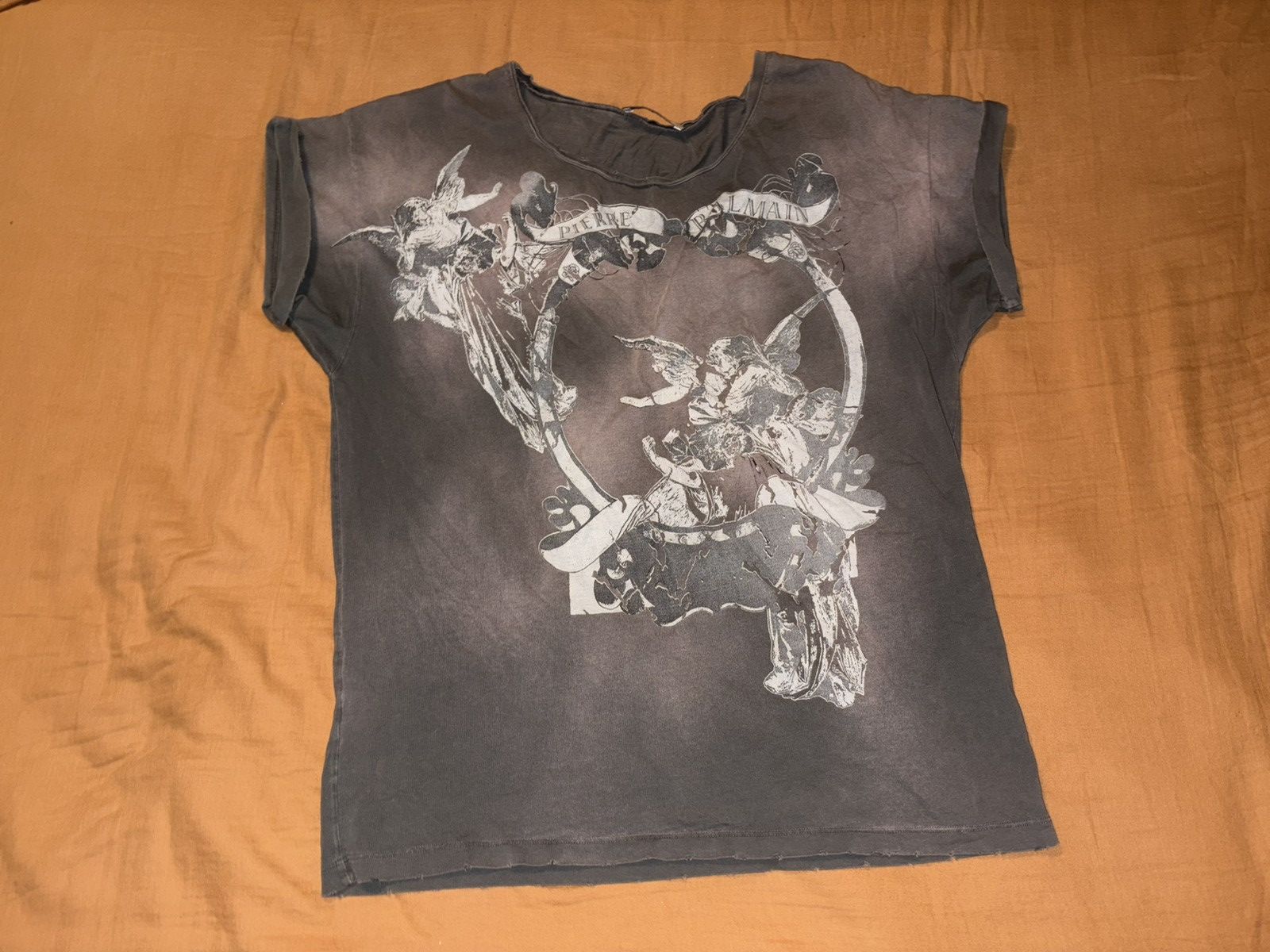 Pierre Balmain Pierre Balmain Angels Tee Size L / US 10 / IT 46 - 1 Thumbnail