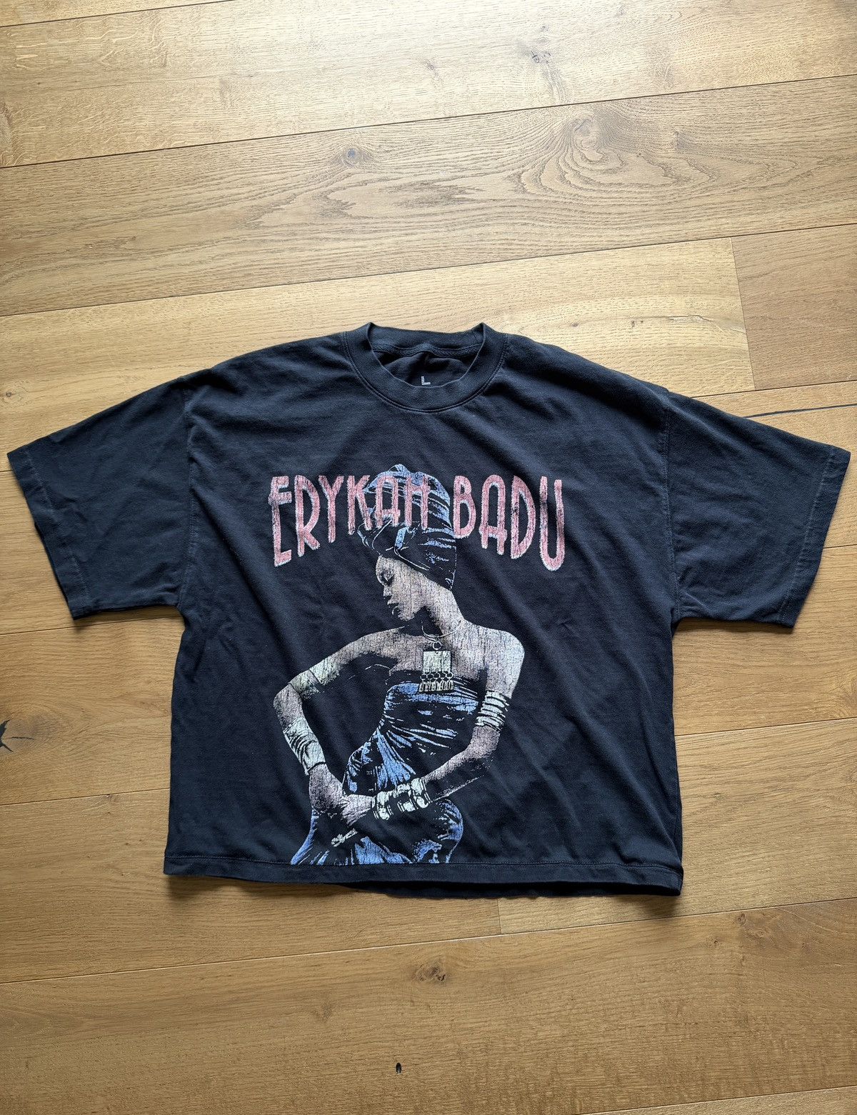 Other Erykah Badu 2001 Tour Tee Size US L / EU 52-54 / 3 - 1 Thumbnail