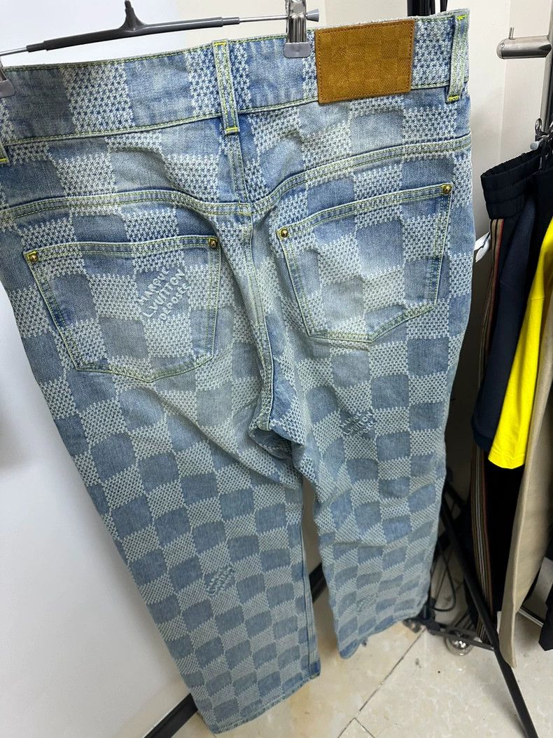 Louis Vuitton Louis Vuitton Checker Jeans Size US 33 - 1 Thumbnail