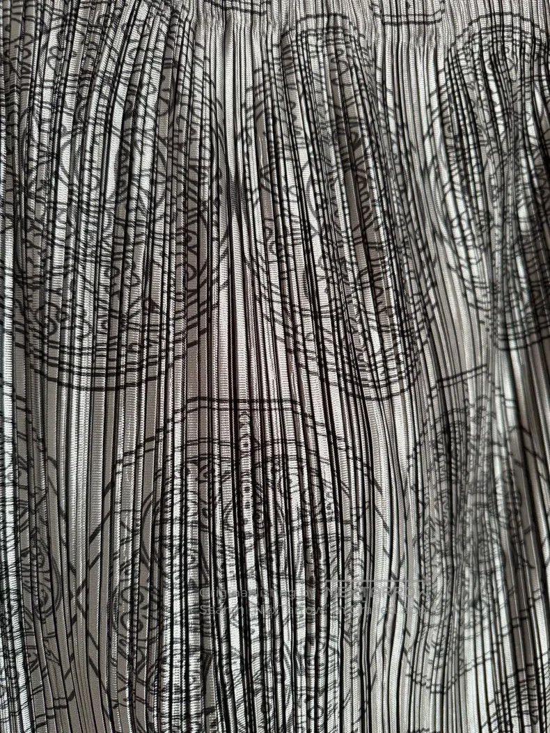 Issey Miyake Issey Miyake size:3 Black Midi Skirt Size 22" - 4 Thumbnail