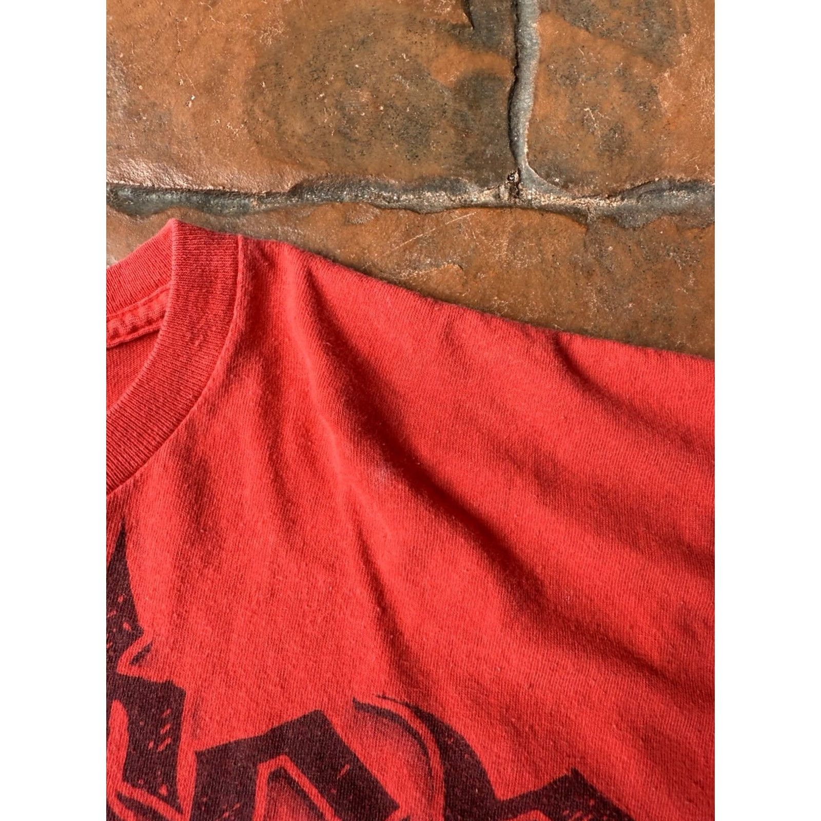 Vintage VINTAGE Sinister T-Shirt Skull Wings Grunge Y2K Red XL Men Size US XL / EU 56 / 4 - 4 Thumbnail