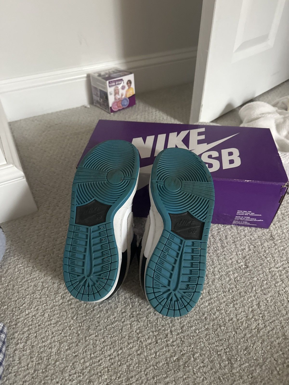 Nike 2021 Dunk Low Pro SB ‘Laser Blue’ Size US 6 / EU 39 - 5 Thumbnail