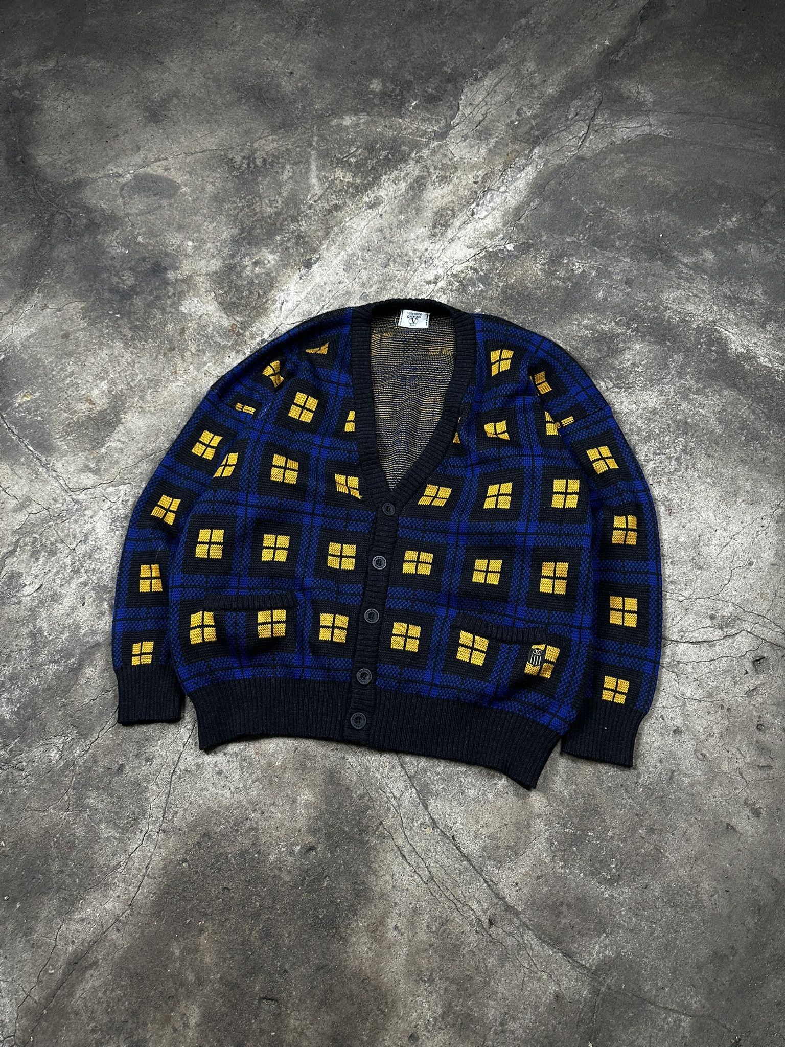 Valentino 90s Vintage Valentino Wool Patterned Knit Cardigan Size US L / EU 52-54 / 3 - 1 Thumbnail