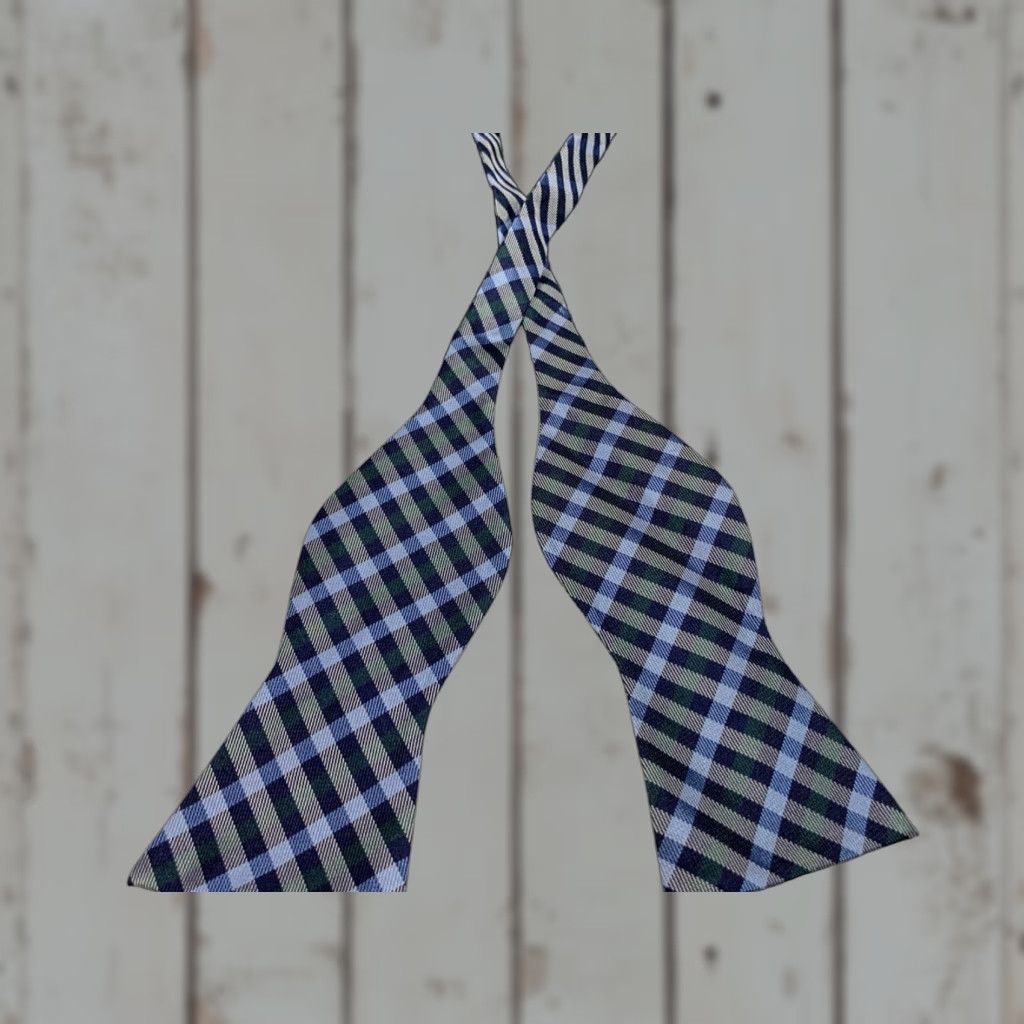 Tommy Hilfiger VINTAGE Tommy Hilfiger Bow Tie Bow Tie 100% Silk Blue Green Adults One Size Blue Mens Size ONE SIZE - 1 Thumbnail