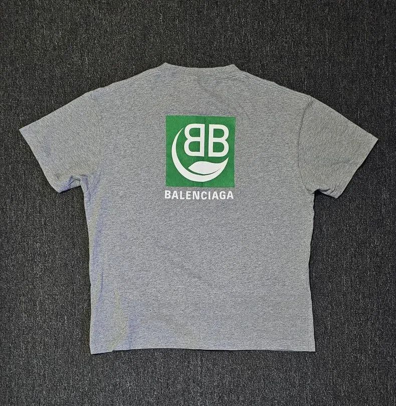 Balenciaga Balenciaga Oversize Short Sleeve T. Size US M / EU 48-50 / 2 - 4 Thumbnail