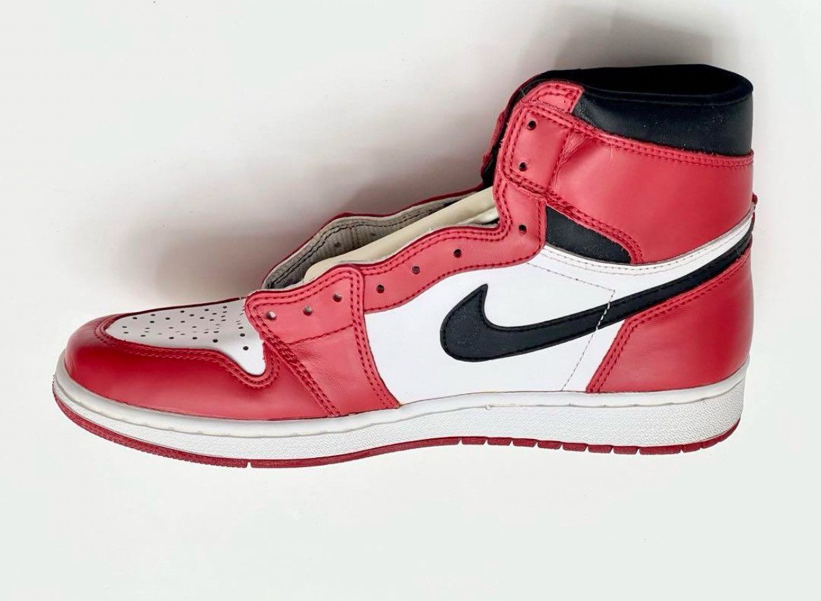 Jordan Brand 1994 Air Jordan 1 ‘CHICAGO’ Size US 10 / EU 43 - 17 Thumbnail