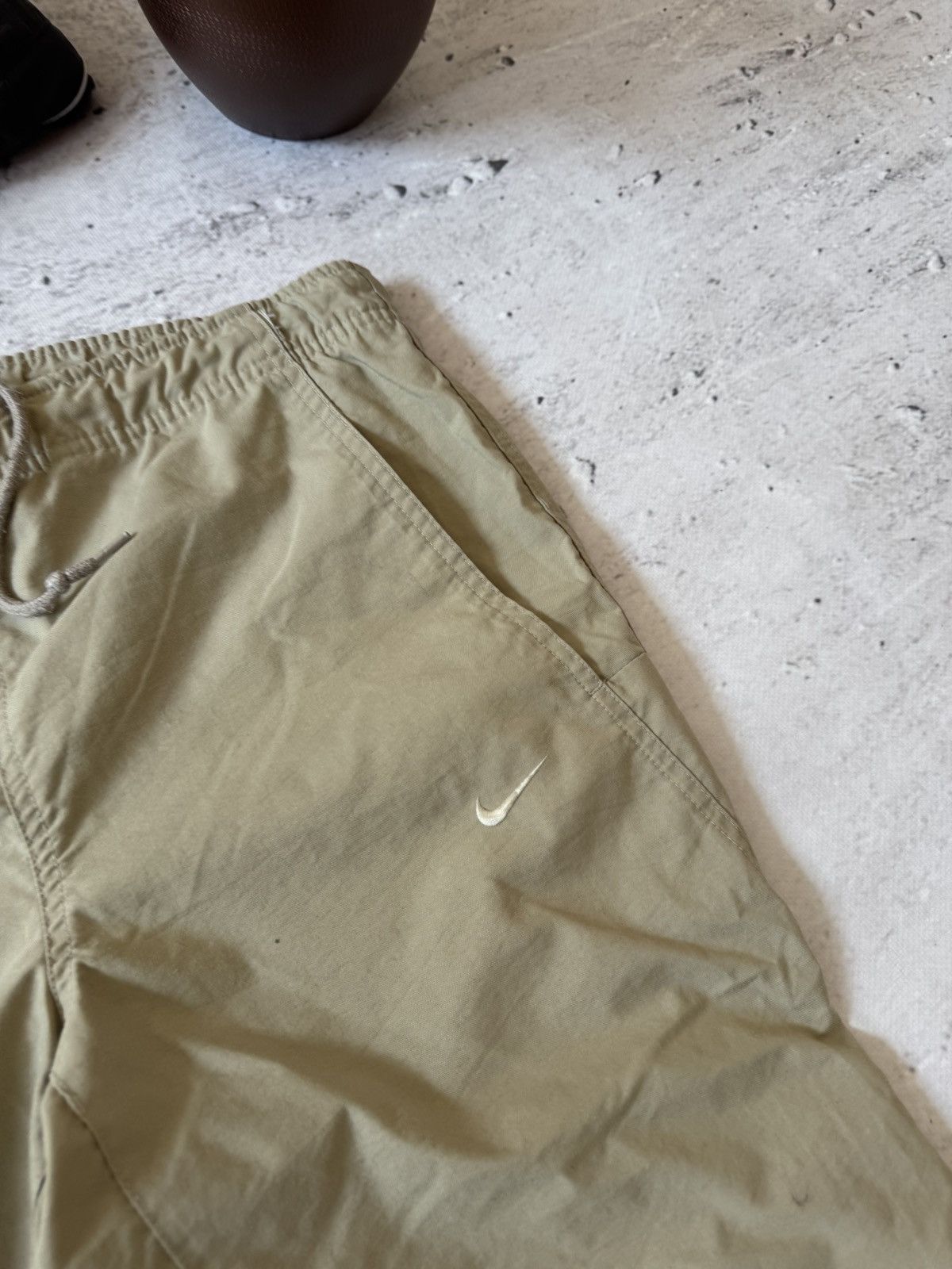 Nike × Vintage NIKE AIR MAX NYLON VINTAGE Y2K BAGGY FIT PANTS SWEATPANTS Size US 32 / EU 48 - 5 Thumbnail