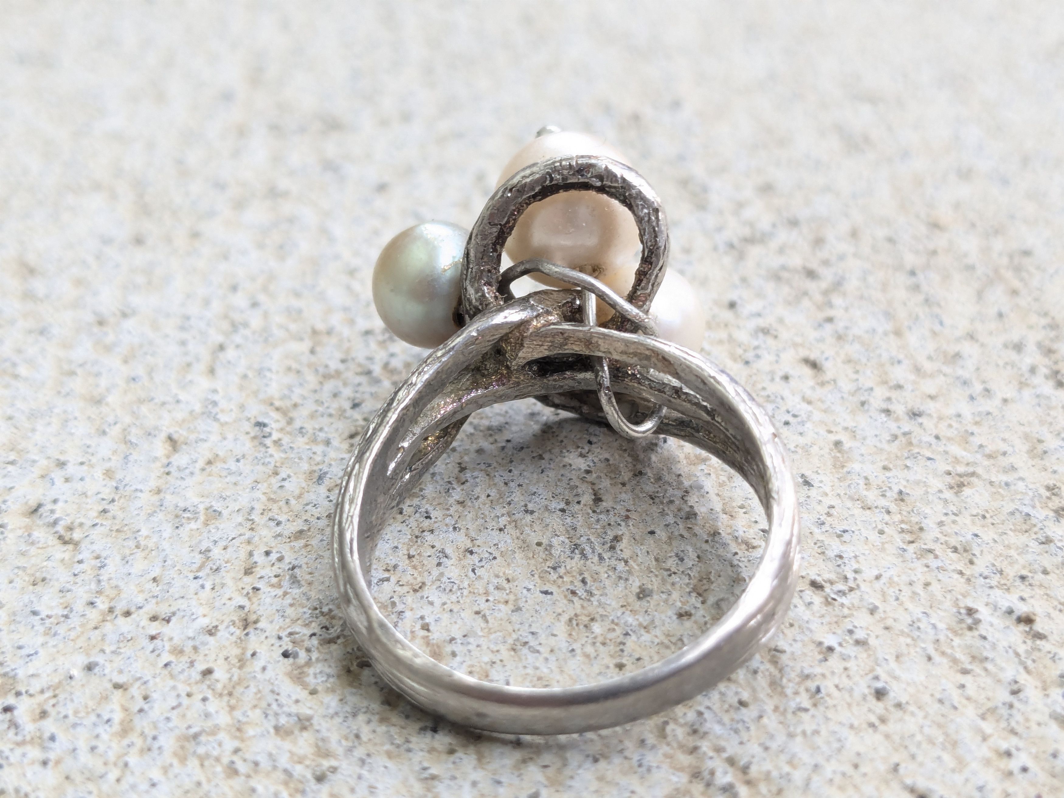 Jewelry Vintage Sterling Silver Ring 8.25 Faux Pearls Brutalist Size ONE SIZE - 7 Thumbnail