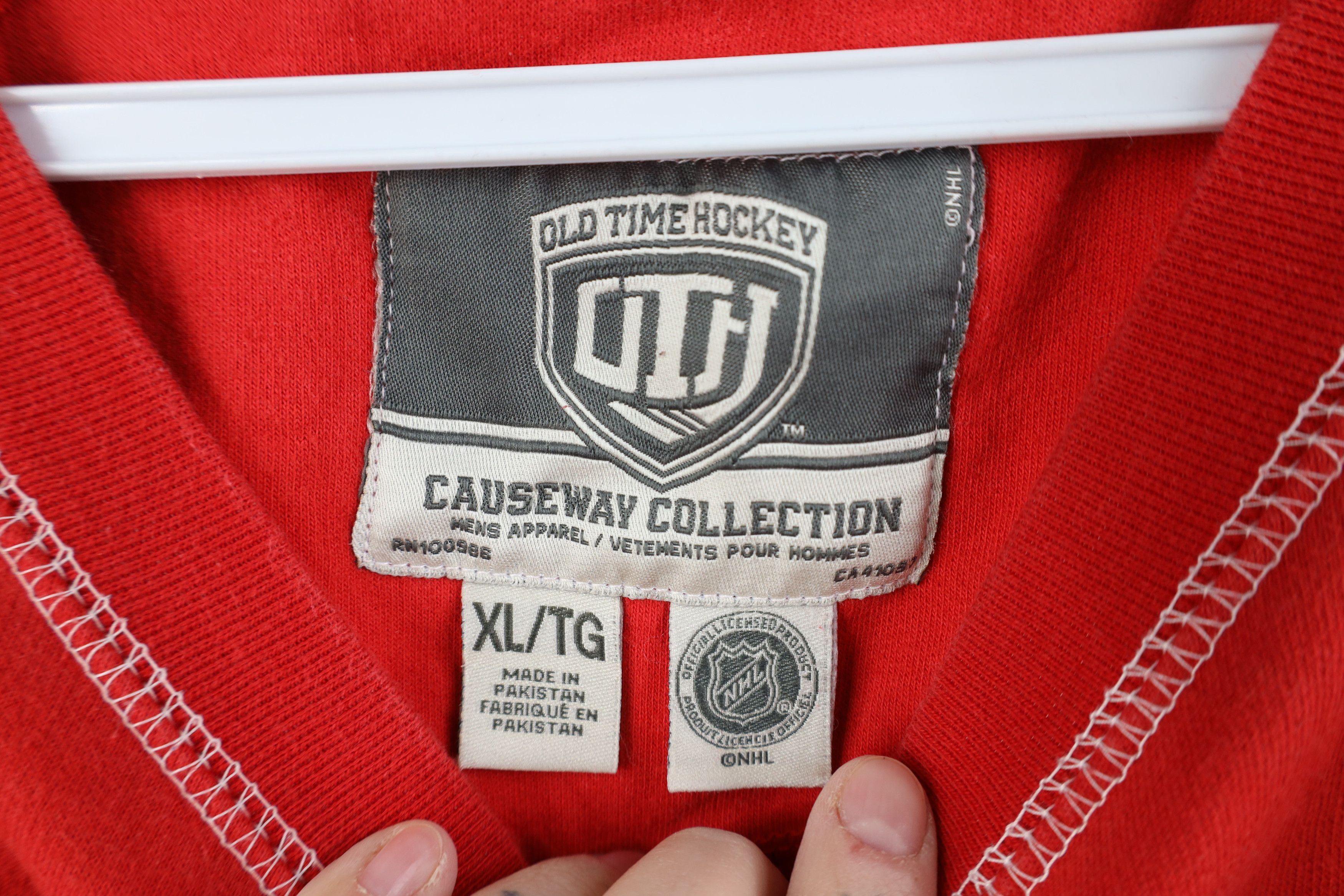 Vintage Vintage Y2K Detroit Red Wings Hockey Crewneck Sweatshirt Size US XL / EU 56 / 4 - 7 Thumbnail