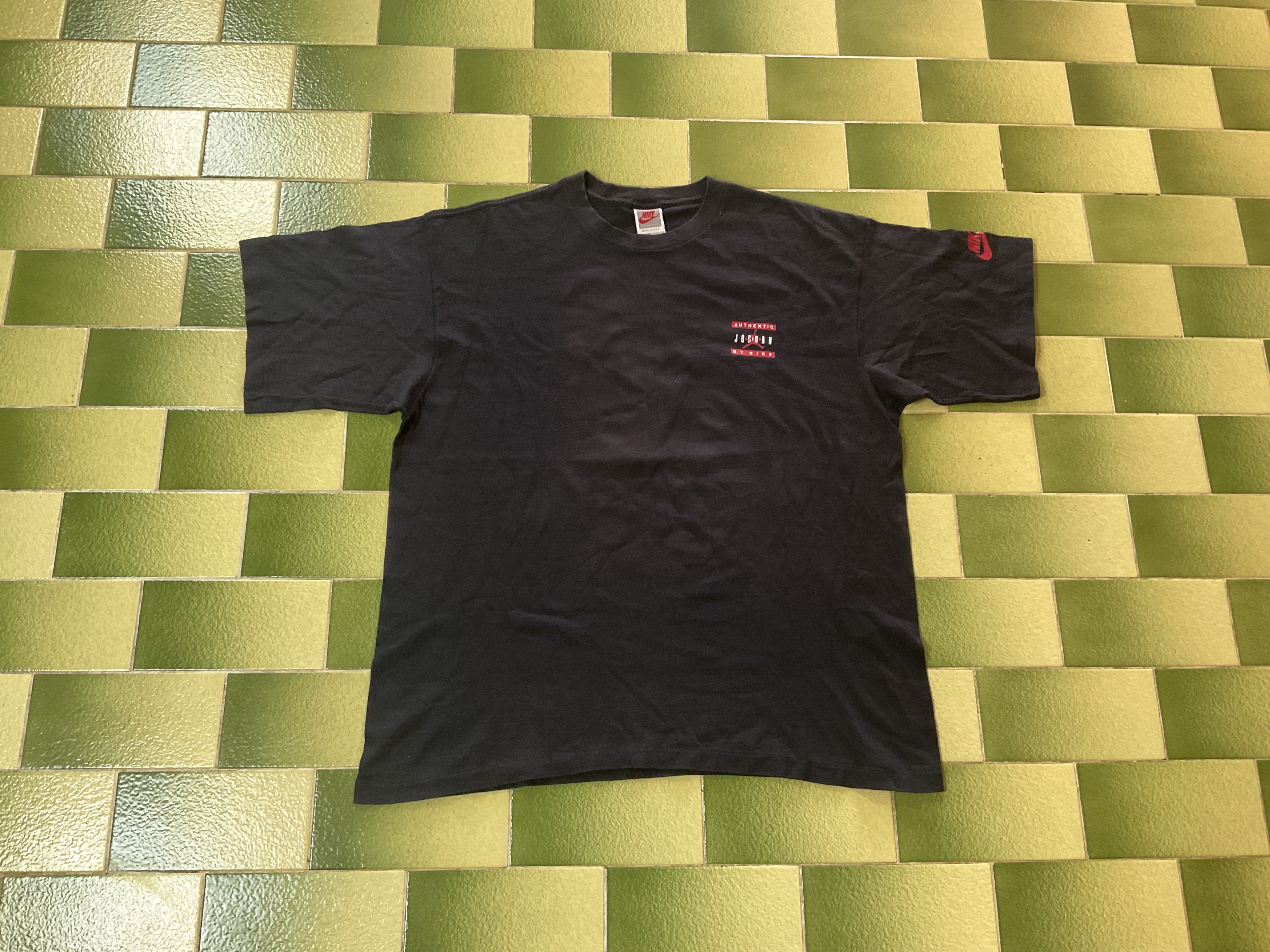 NBA Vintage 90s Authentic Air Jordan by NIKE T-Shirt Jordan Size US XL / EU 56 / 4 - 2 Thumbnail