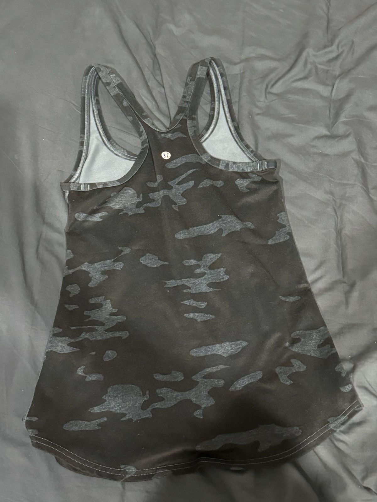 Lululemon Lululemon Black Camo Athletic Stretch Racerback Tank Top Size M / US 6-8 / IT 42-44 - 2 Thumbnail