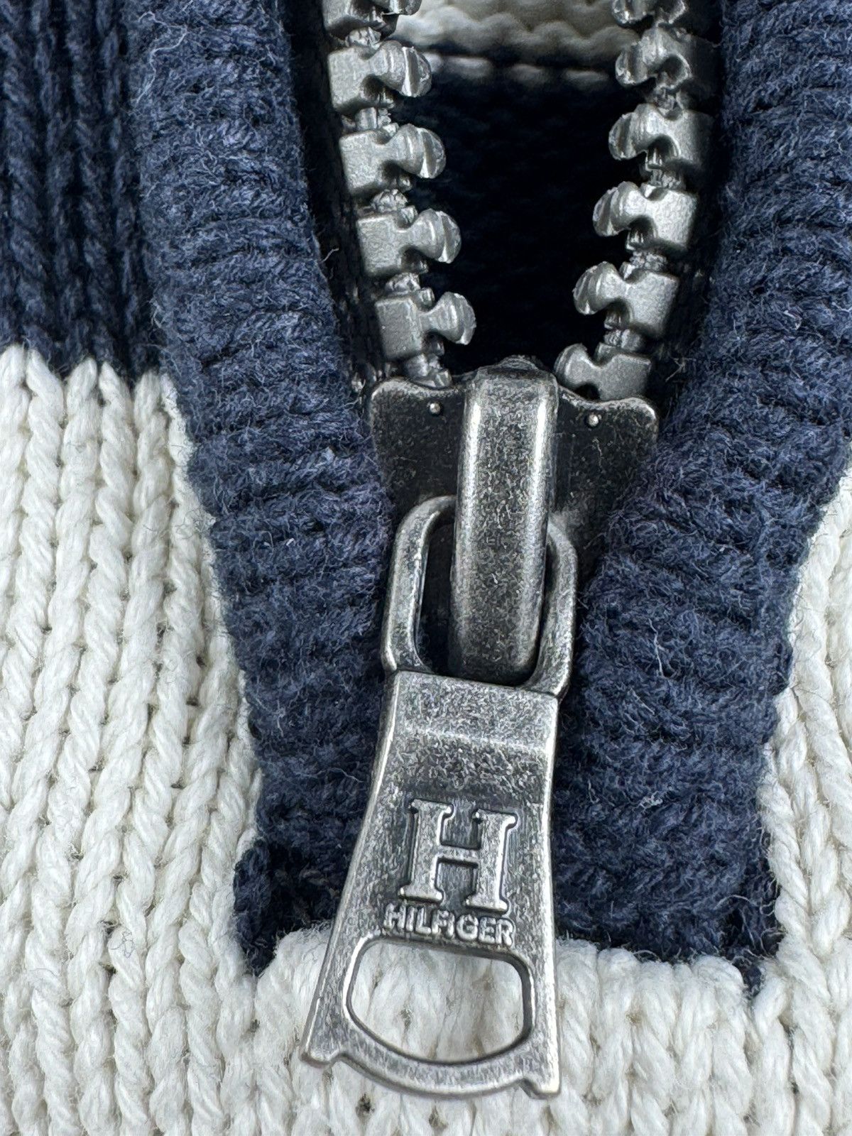Tommy Hilfiger Tommy Hilfiger USA Striped 1/3 1/4 Varsity Sweater Pullover Size US M / EU 48-50 / 2 - 12 Thumbnail