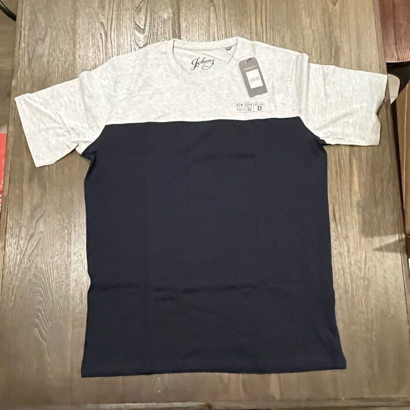 Vintage NWT Johnny Bigg NY District Spliced Tee Navy Size XL Tall Size US XL / EU 56 / 4 - 1 Thumbnail