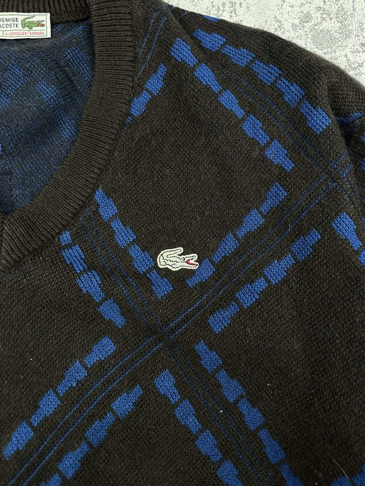Lacoste Vintage Lacoste V-Neck Sweater Rare Size US L / EU 52-54 / 3 - 2 Thumbnail